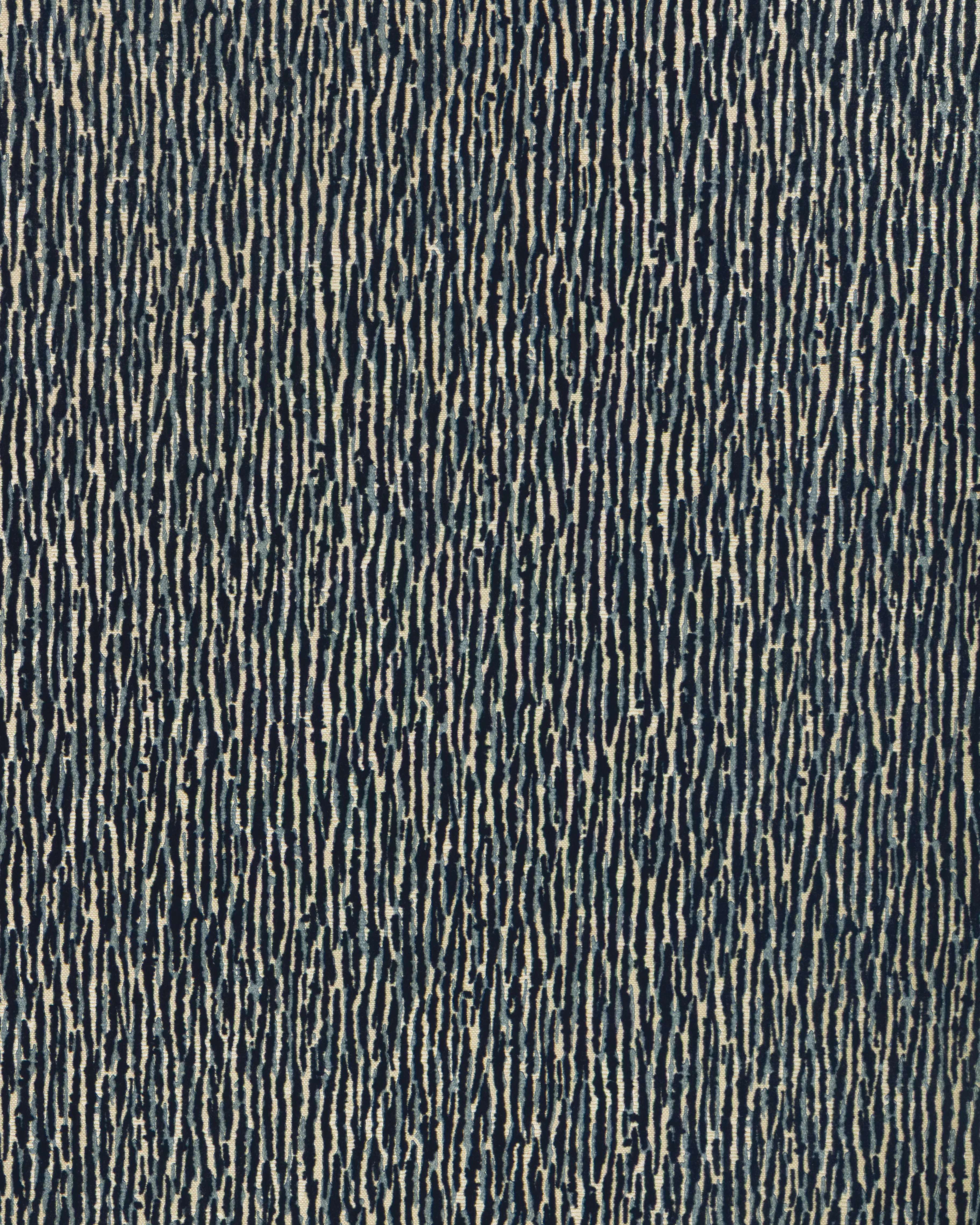 Lee Jofa Maia Flock in Sapphire (GWP-3768.505.0)