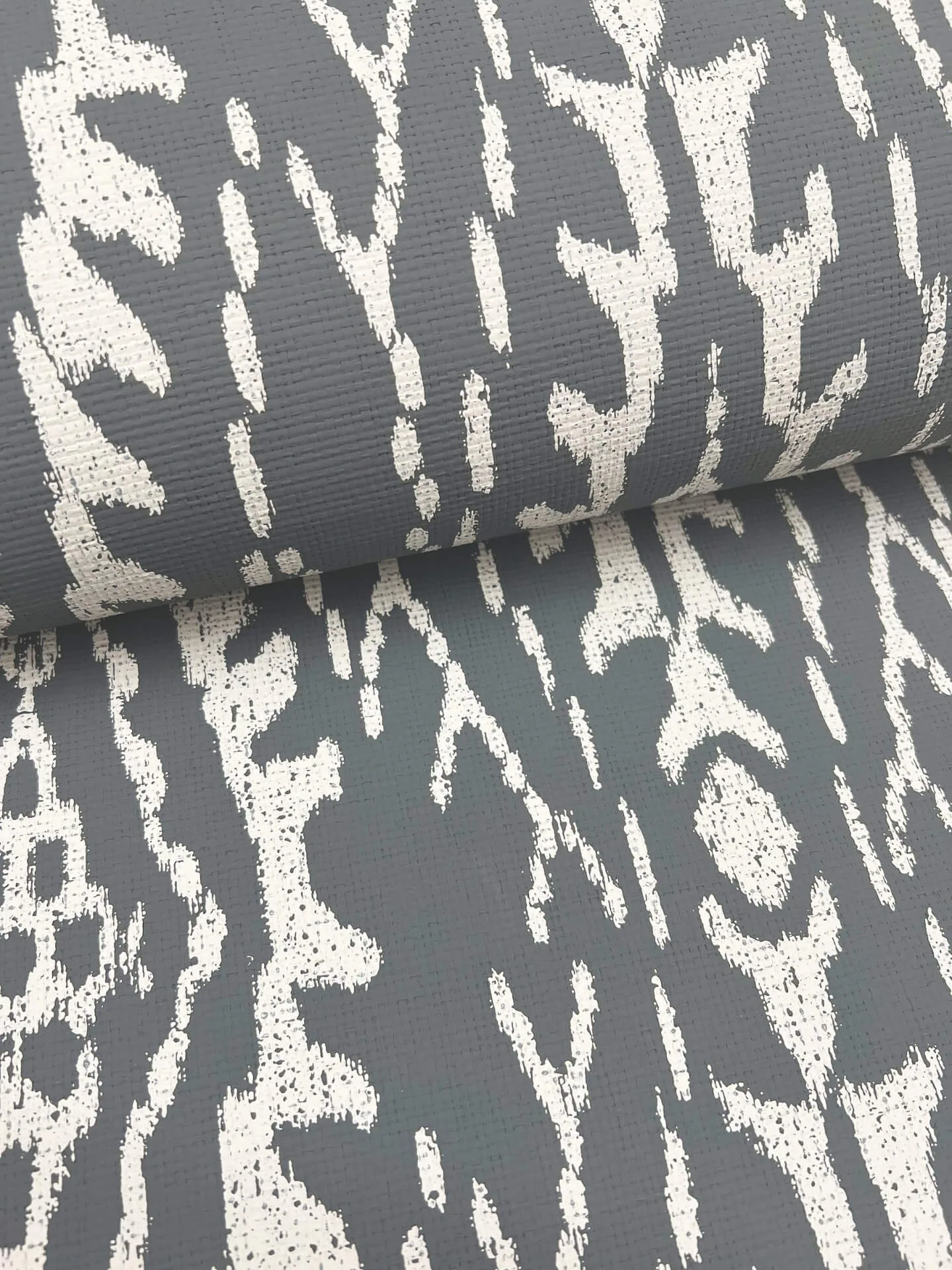 Lemieux et Cie Rousseau Paperweave - Charcoal Wallpaper | Buy Online Lemieux et Cie Rousseau Paperweave wallpaper, color Charcoal, SKU LM5342