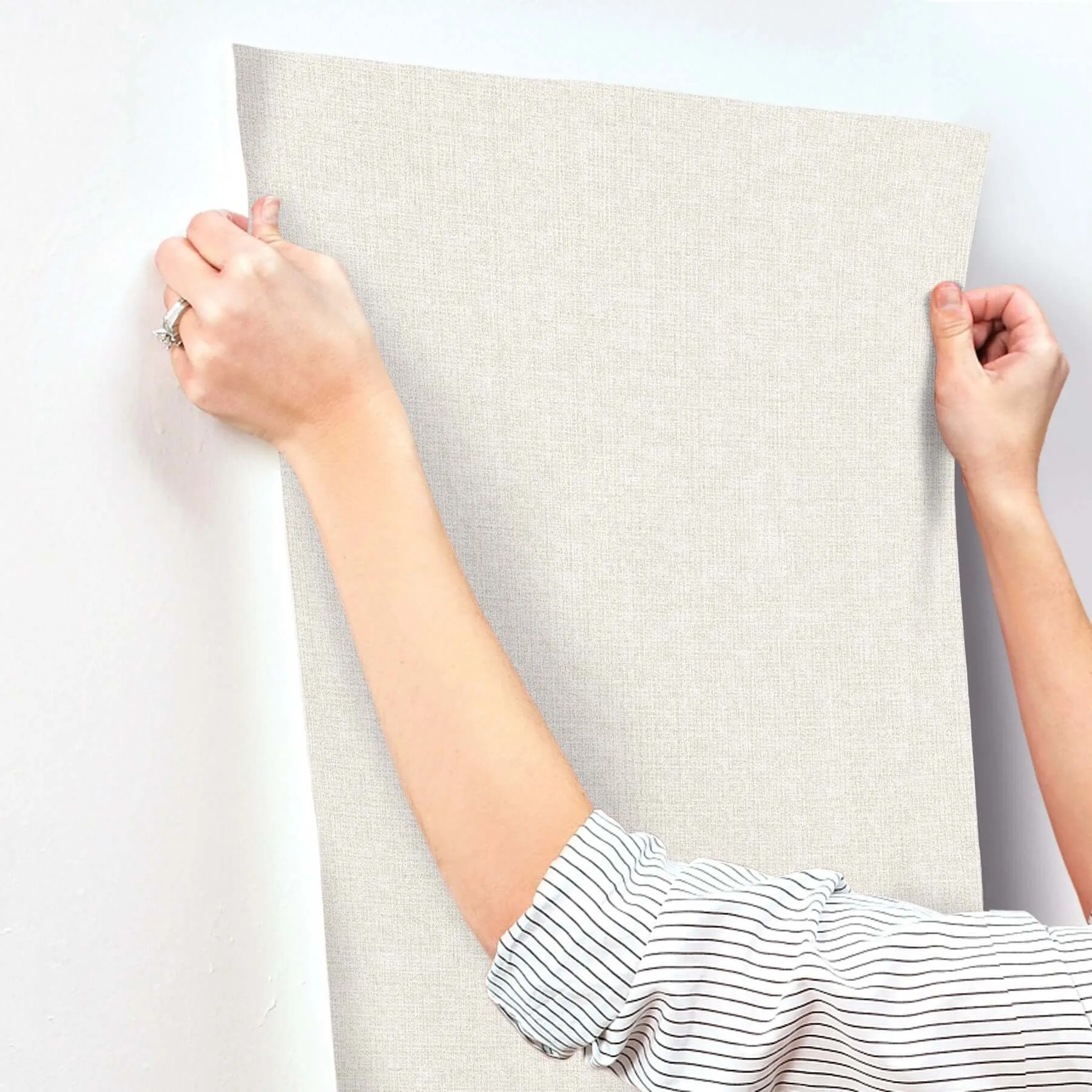 Magnolia Home Brindled wallpaper, color Ash, SKU MJ4893N