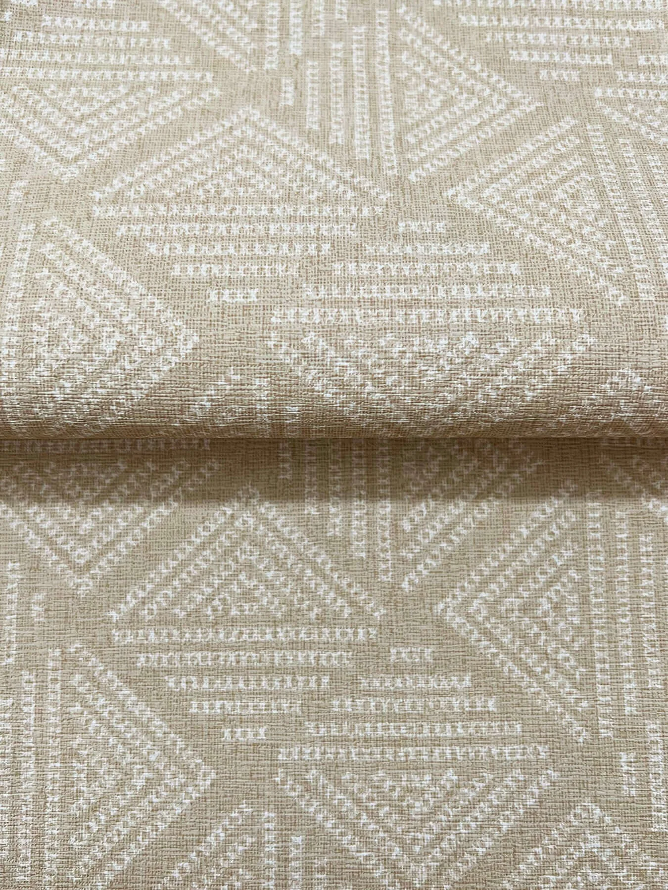 Magnolia Home Center Square - Yarn Wallpaper | Buy Online Magnolia Home Center Square wallpaper, color Yarn, SKU MJ4860