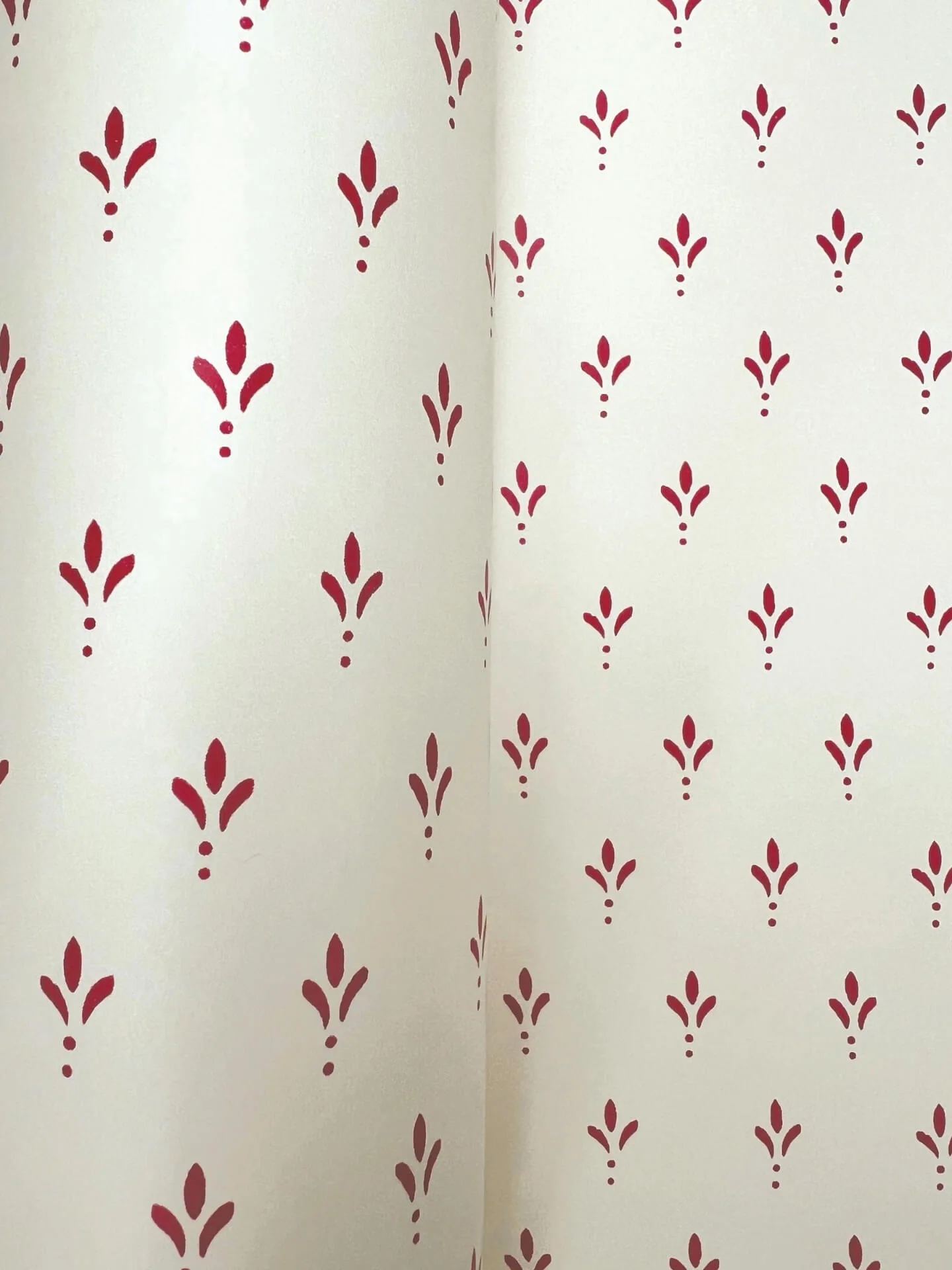 Magnolia Home Charm wallpaper, color Red, SKU MF4771