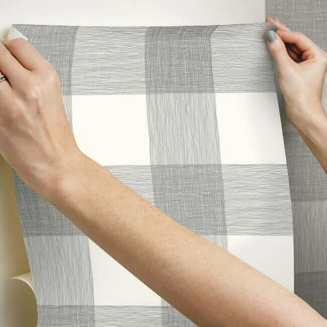 Magnolia Home Magnolia Home Common Thread - Black & White Wallpaper | Buy Online Magnolia Home Magnolia Home Common Thread wallpaper, color Black & White, SKU PSW1000RL