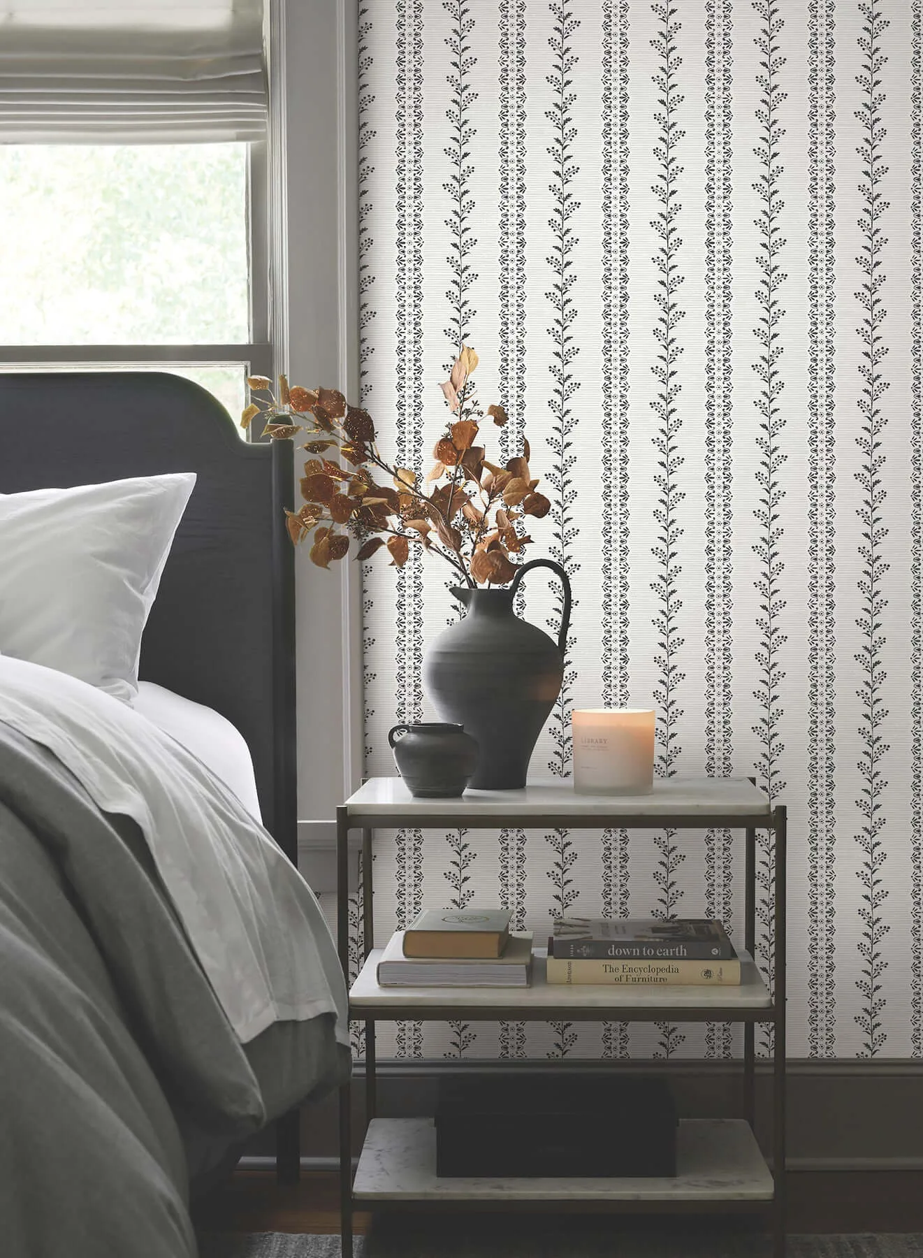 Magnolia Home Everleigh wallpaper, color White & Black, SKU MF4761