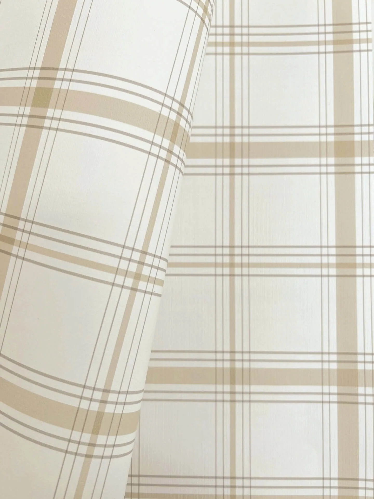 Magnolia Home Hunter - Neutral Wallpaper | Buy Online Magnolia Home Hunter wallpaper, color Neutral, SKU MF4793