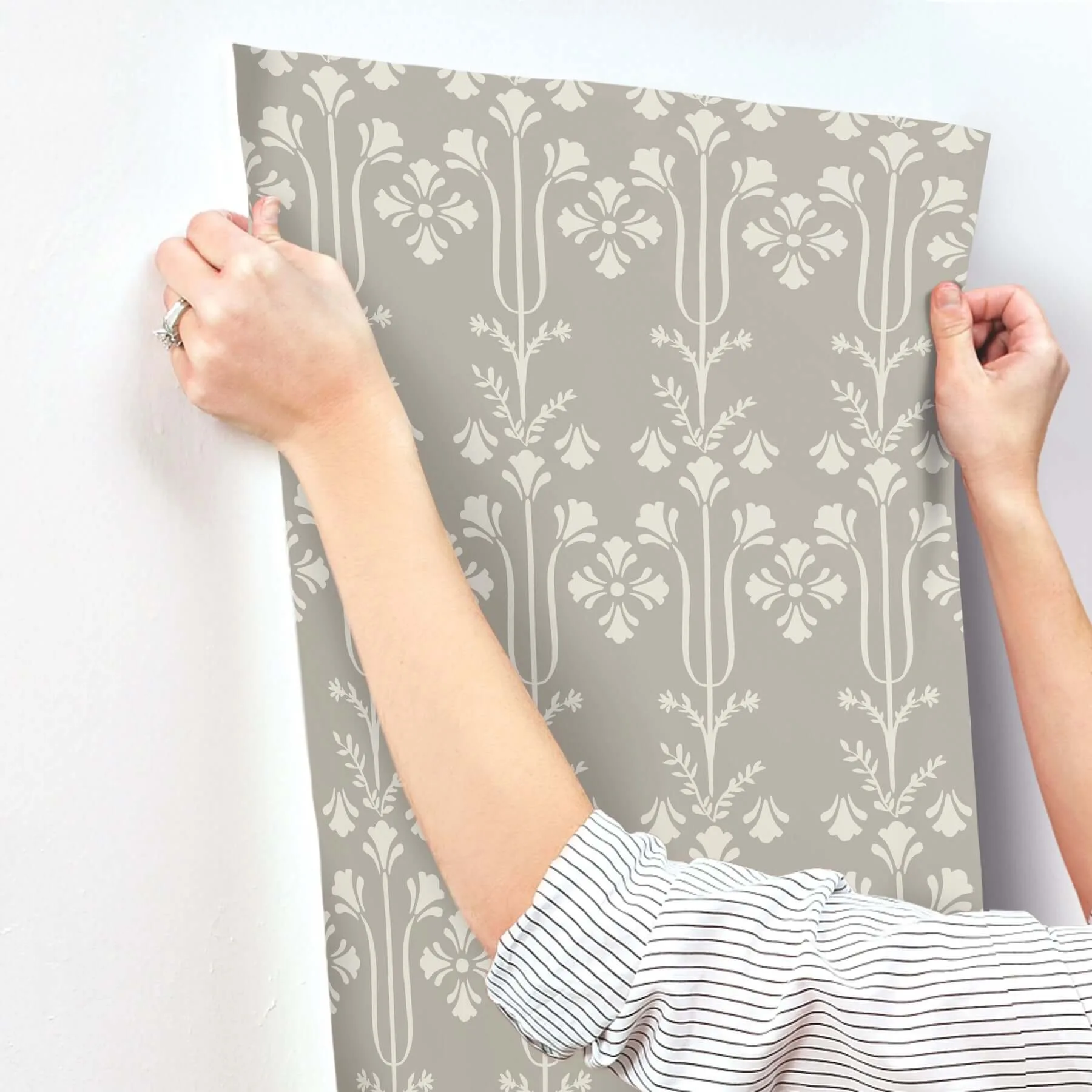 Magnolia Home Lydia - Taupe Wallpaper | Buy Online Magnolia Home Lydia wallpaper, color Taupe, SKU MF4805