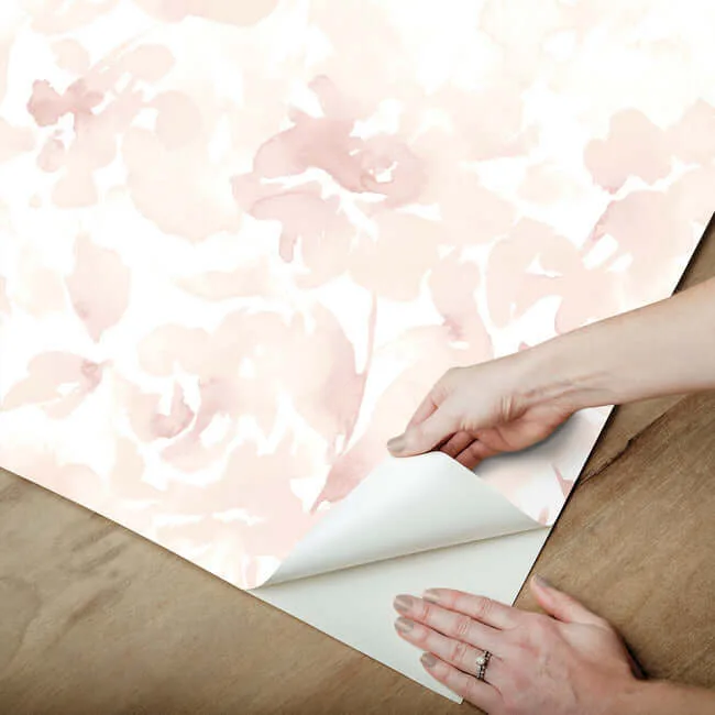 Magnolia Home Renewed Floral wallpaper, color Pink, SKU PSW1493RL