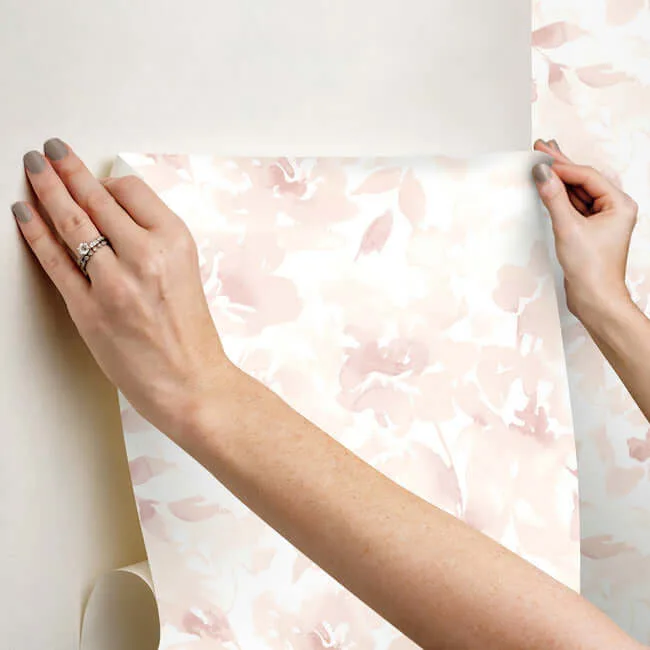 Magnolia Home Renewed Floral wallpaper, color Pink, SKU PSW1493RL