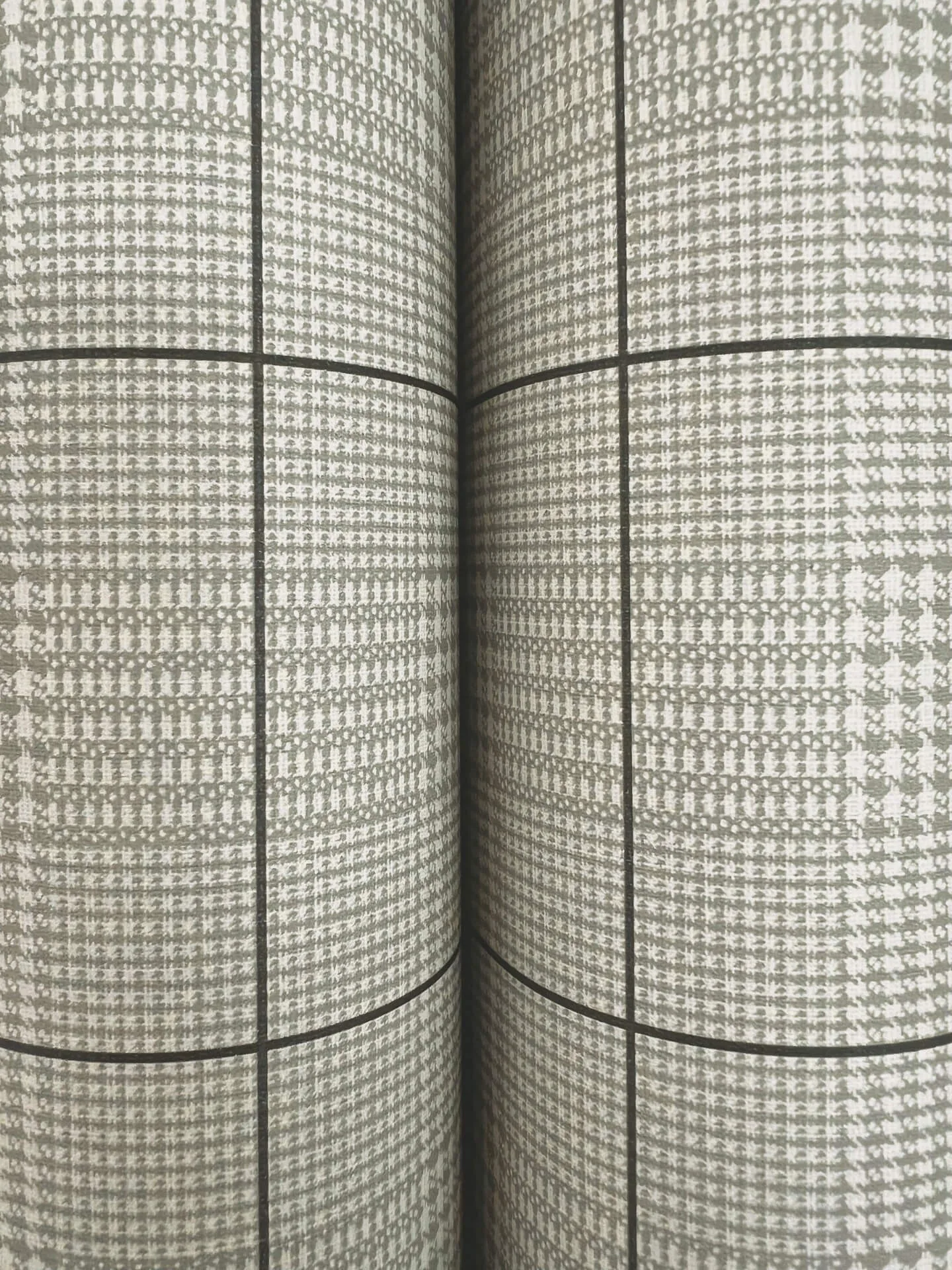 Magnolia Home Windsor - Grey Wallpaper | Buy Online Magnolia Home Windsor wallpaper, color Grey, SKU MF4783