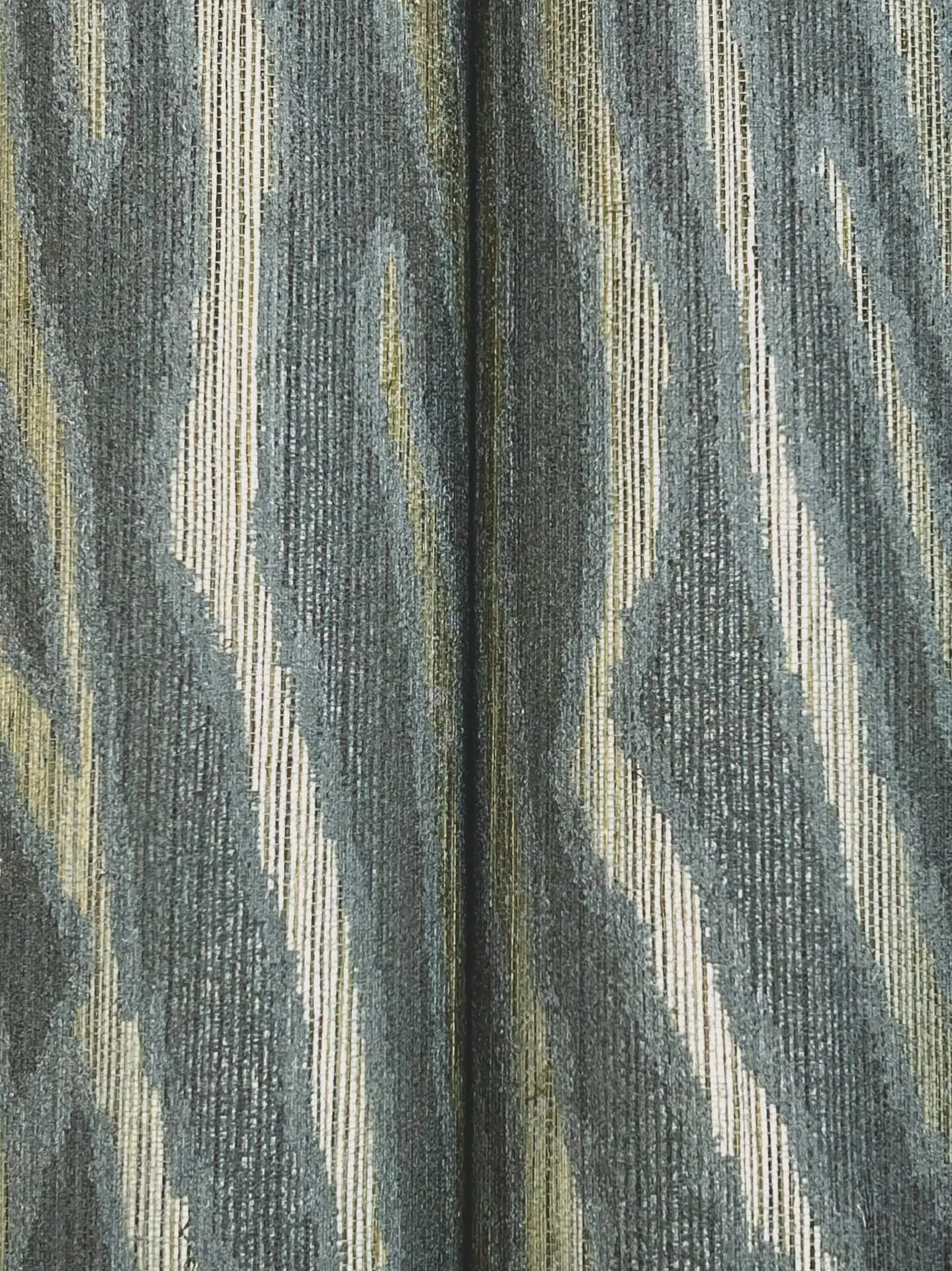 Missoni Zambia - Dark Teal Wallpaper | Buy Online Missoni Zambia wallpaper, color Dark Teal, SKU MI10533
