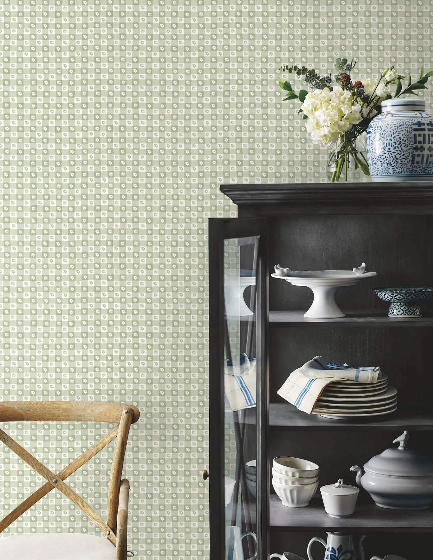 Rifle Paper Co. Daisy Gingham wallpaper, color Green, SKU PSW1694RL