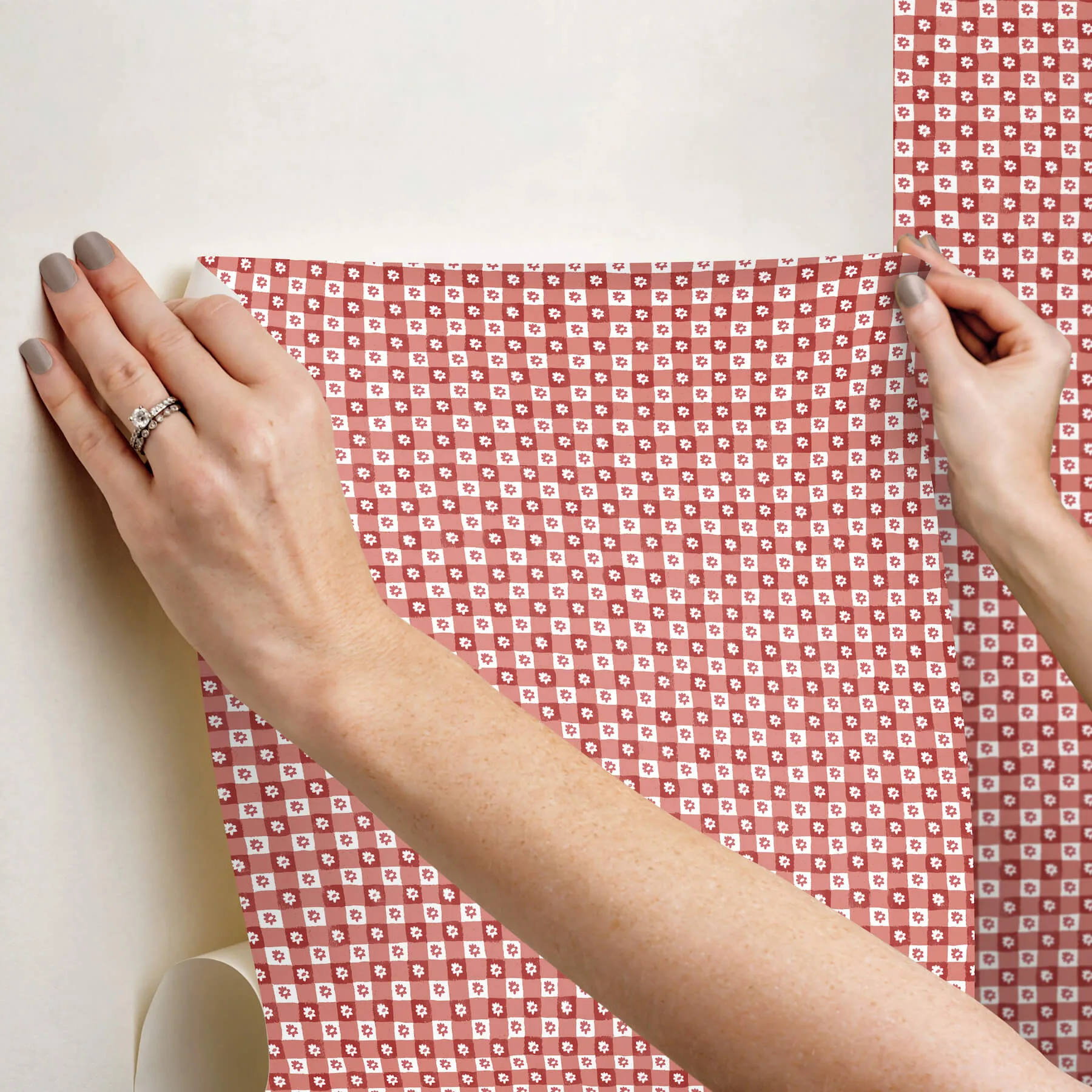 Rifle Paper Co. Daisy Gingham - Red Wallpaper | Buy Online Rifle Paper Co. Daisy Gingham wallpaper, color Red, SKU PSW1691RL