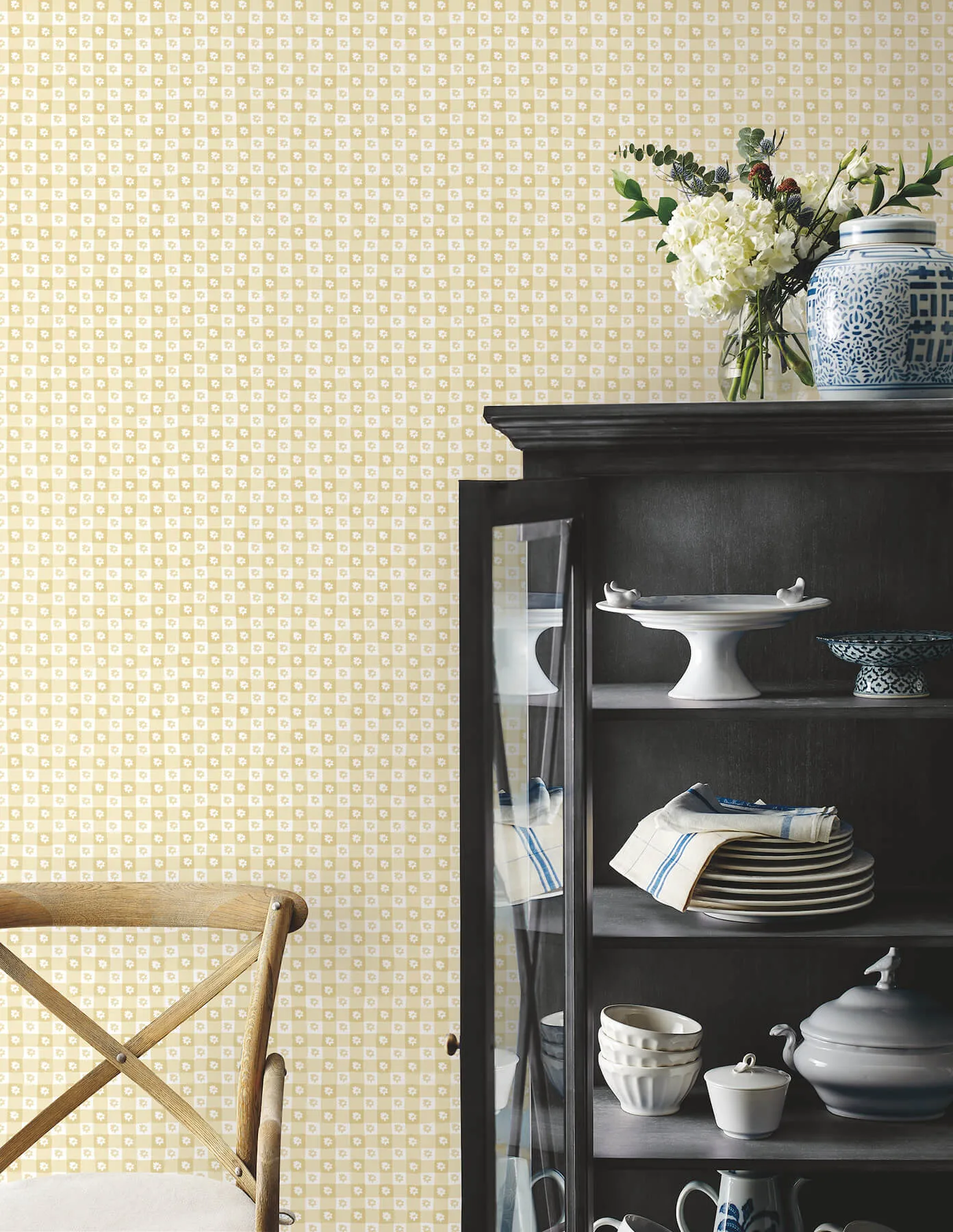 Rifle Paper Co. Daisy Gingham wallpaper, color Yellow, SKU PSW1692RL