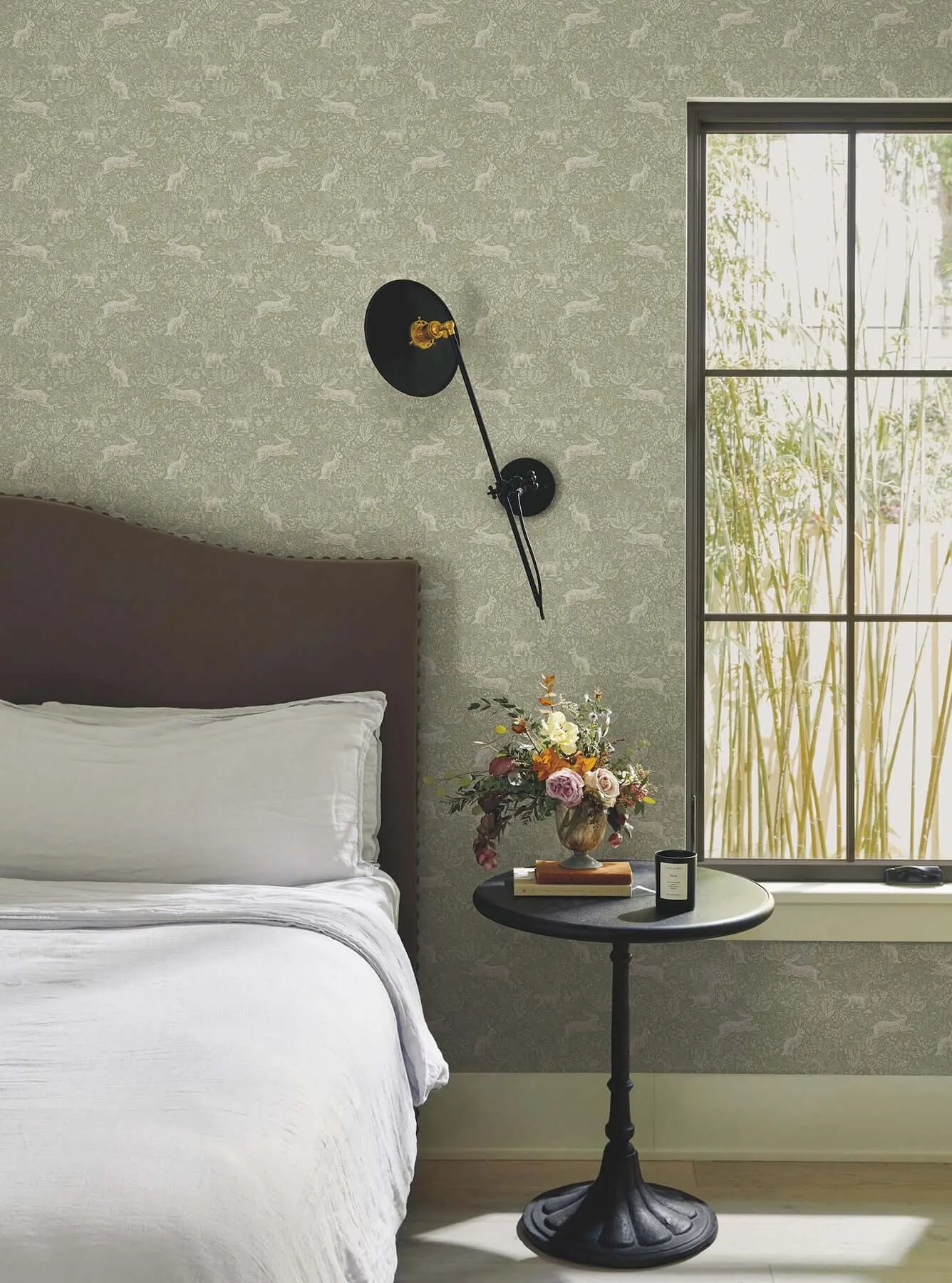 Rifle Paper Co. Fable wallpaper, color Mint, SKU PSW1628RL