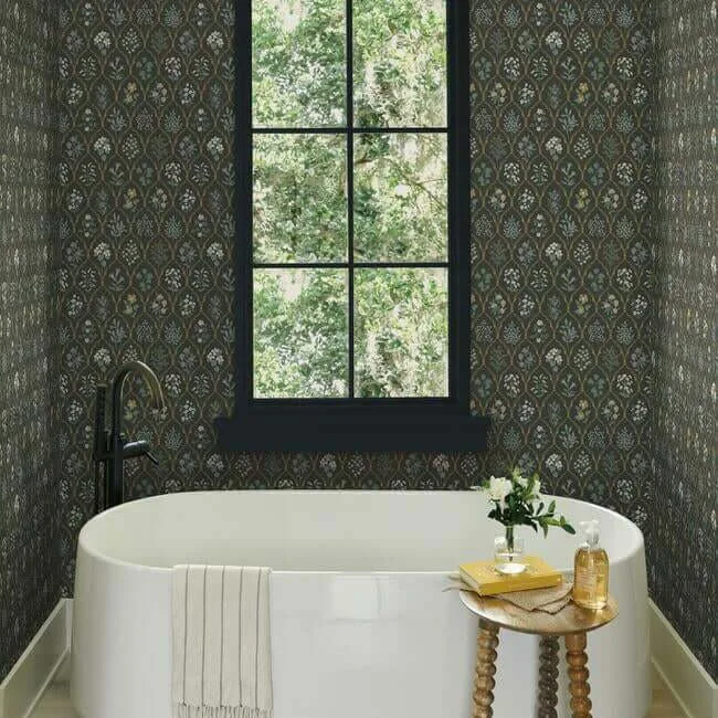 Rifle Paper Co. Hawthorne wallpaper, color Black & Cream, SKU RI5133