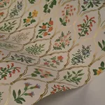 Rifle Paper Co. Hawthorne - Cream Wallpaper | Buy Online Rifle Paper Co. Hawthorne wallpaper, color Cream, SKU RI5130