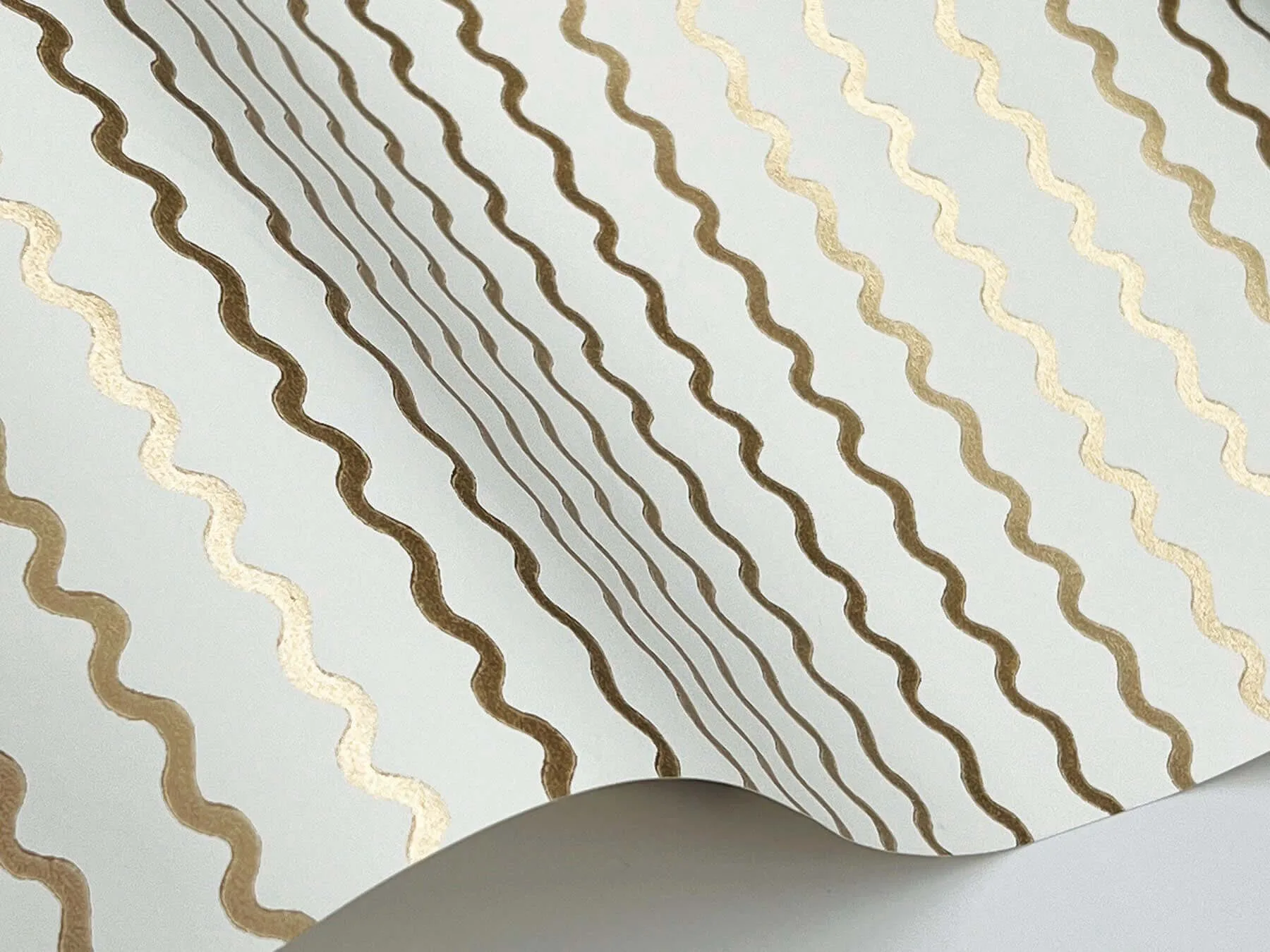 Rifle Paper Co. Rickrack - Gold Wallpaper | Buy Online Rifle Paper Co. Rickrack wallpaper, color Gold, SKU RF7551