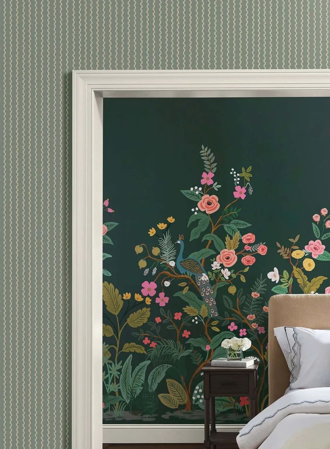 Rifle Paper Co. Rickrack wallpaper, color Moss, SKU RF7553