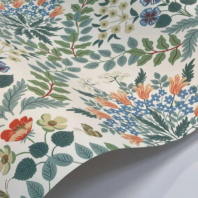 Rifle Paper Co. Bramble - White & Green Wallpaper | Buy Online Rifle Paper Co. Bramble wallpaper, color White & Green, SKU RP7319