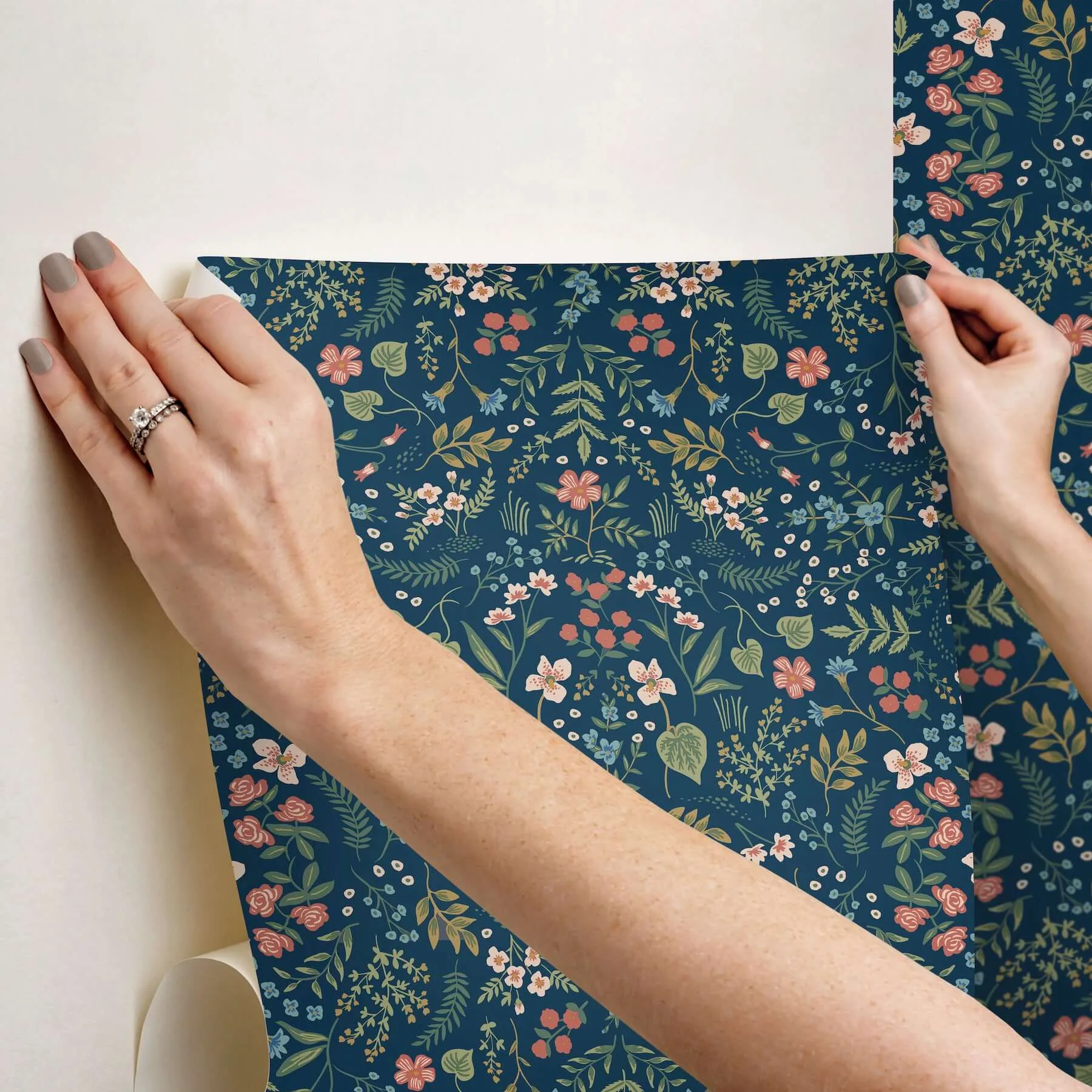 Rifle Paper Co. Wildwood - Navy Wallpaper | Buy Online Rifle Paper Co. Wildwood wallpaper, color Navy, SKU PSW1622RL