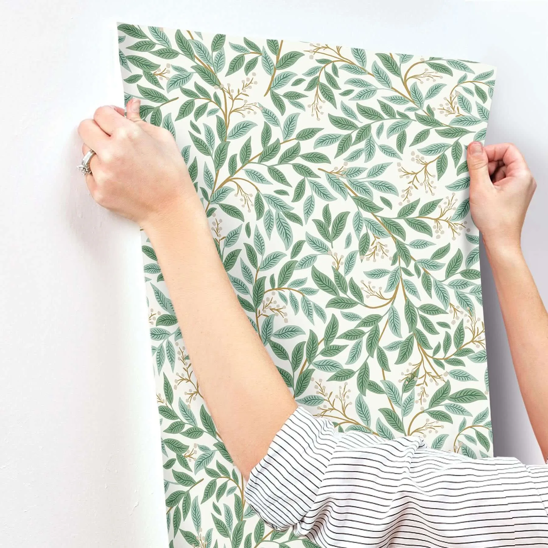 Rifle Paper Co. Willowberry wallpaper, color Emerald, SKU RF7464