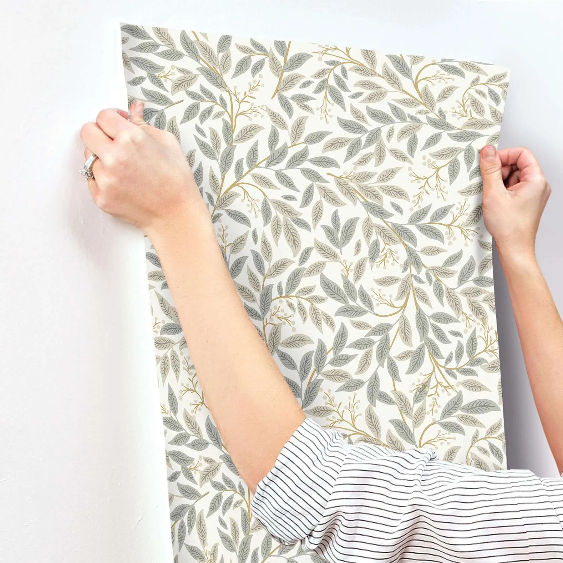 Rifle Paper Co. Willowberry - Linen Wallpaper | Buy Online Rifle Paper Co. Willowberry wallpaper, color Linen, SKU RF7463