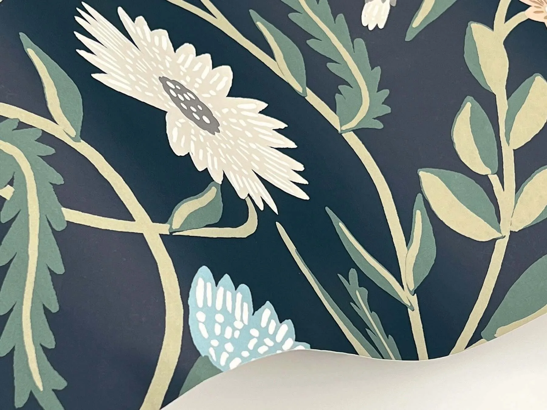 Rifle Paper Co. Aster - Navy Wallpaper | Buy Online Rifle Paper Co. Aster wallpaper, color Navy, SKU RF7435