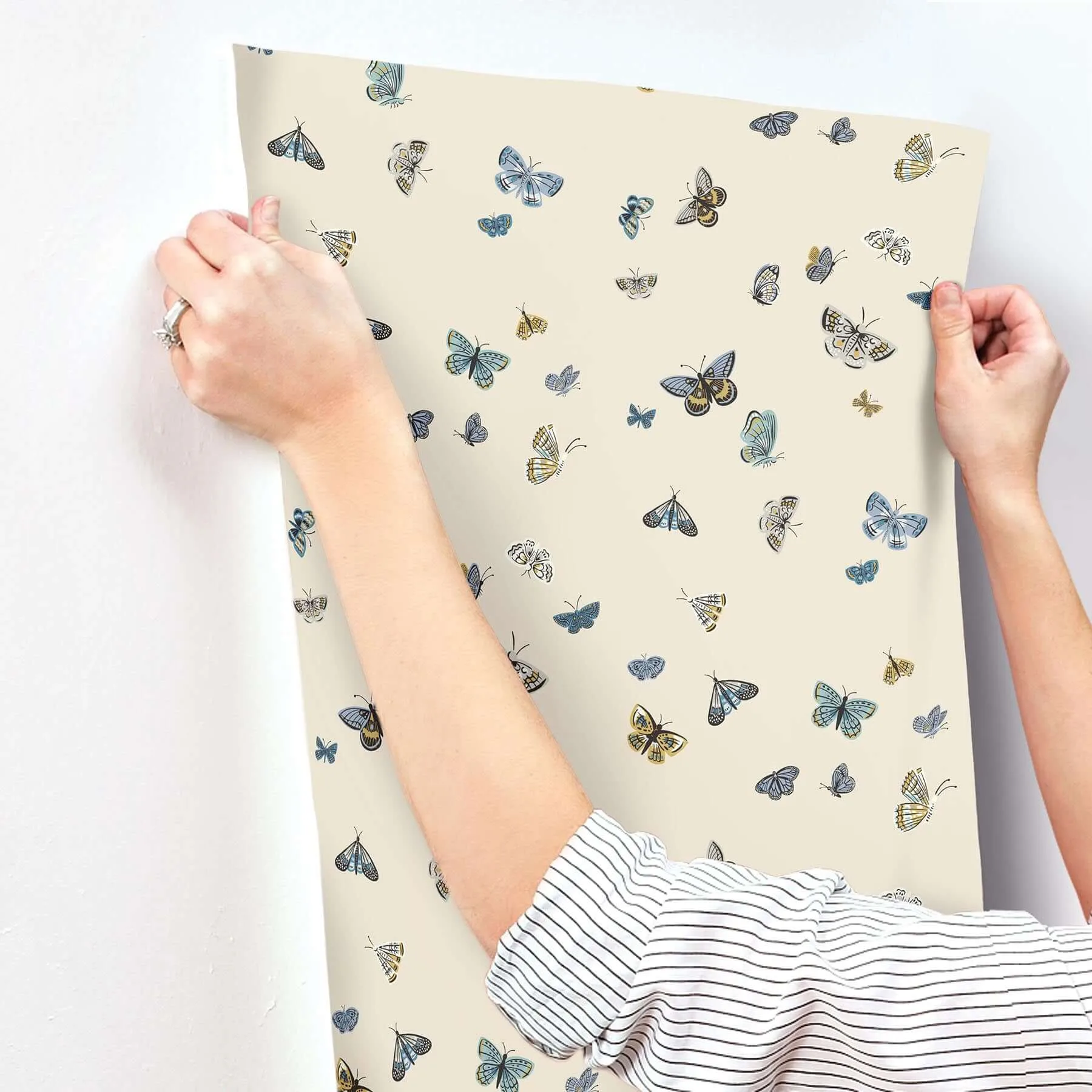 Rifle Paper Co. Butterfly House - Linen Wallpaper | Buy Online Rifle Paper Co. Butterfly House wallpaper, color Linen, SKU RF7412