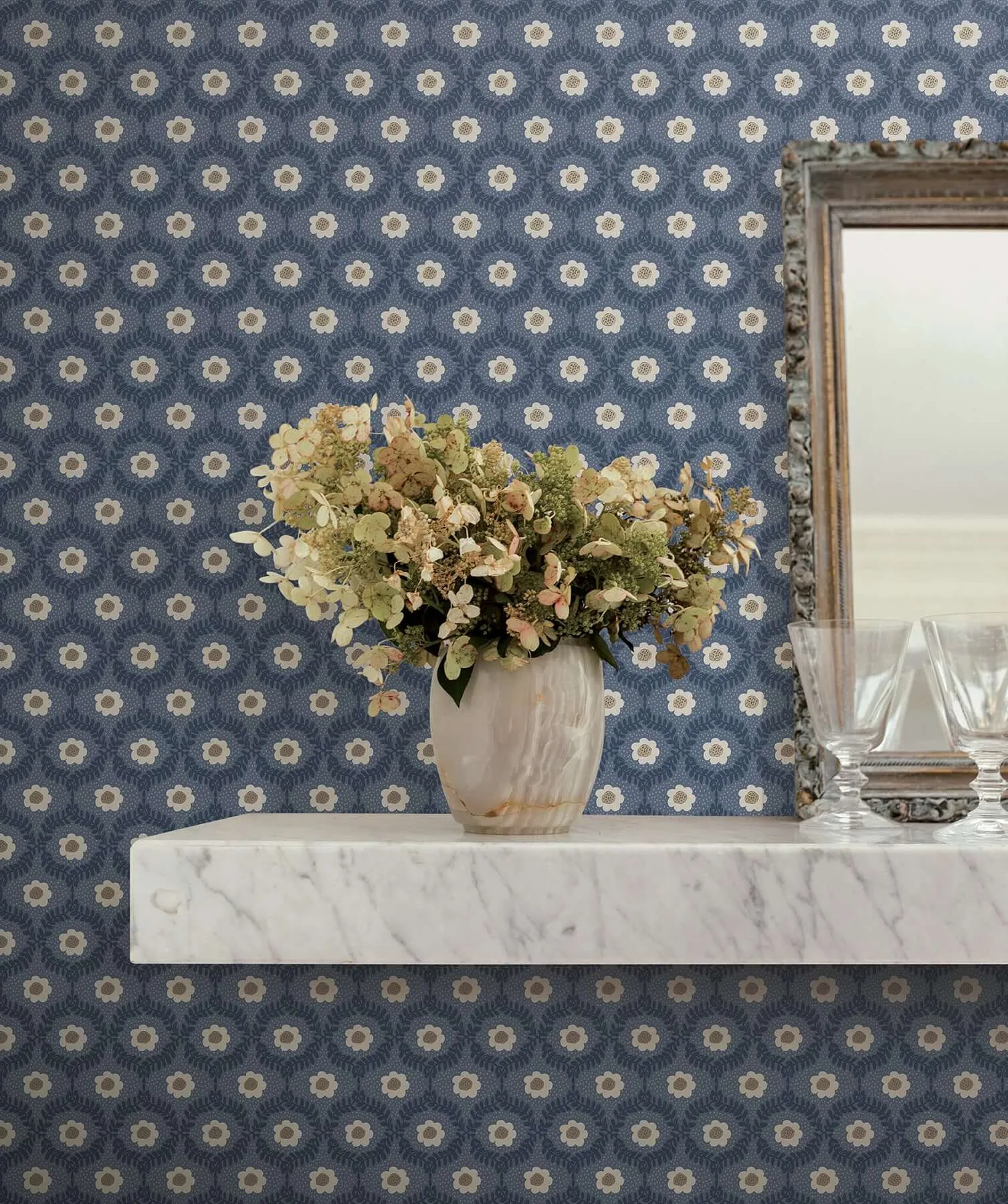 Rifle Paper Co. Emma wallpaper, color Navy, SKU RF7441