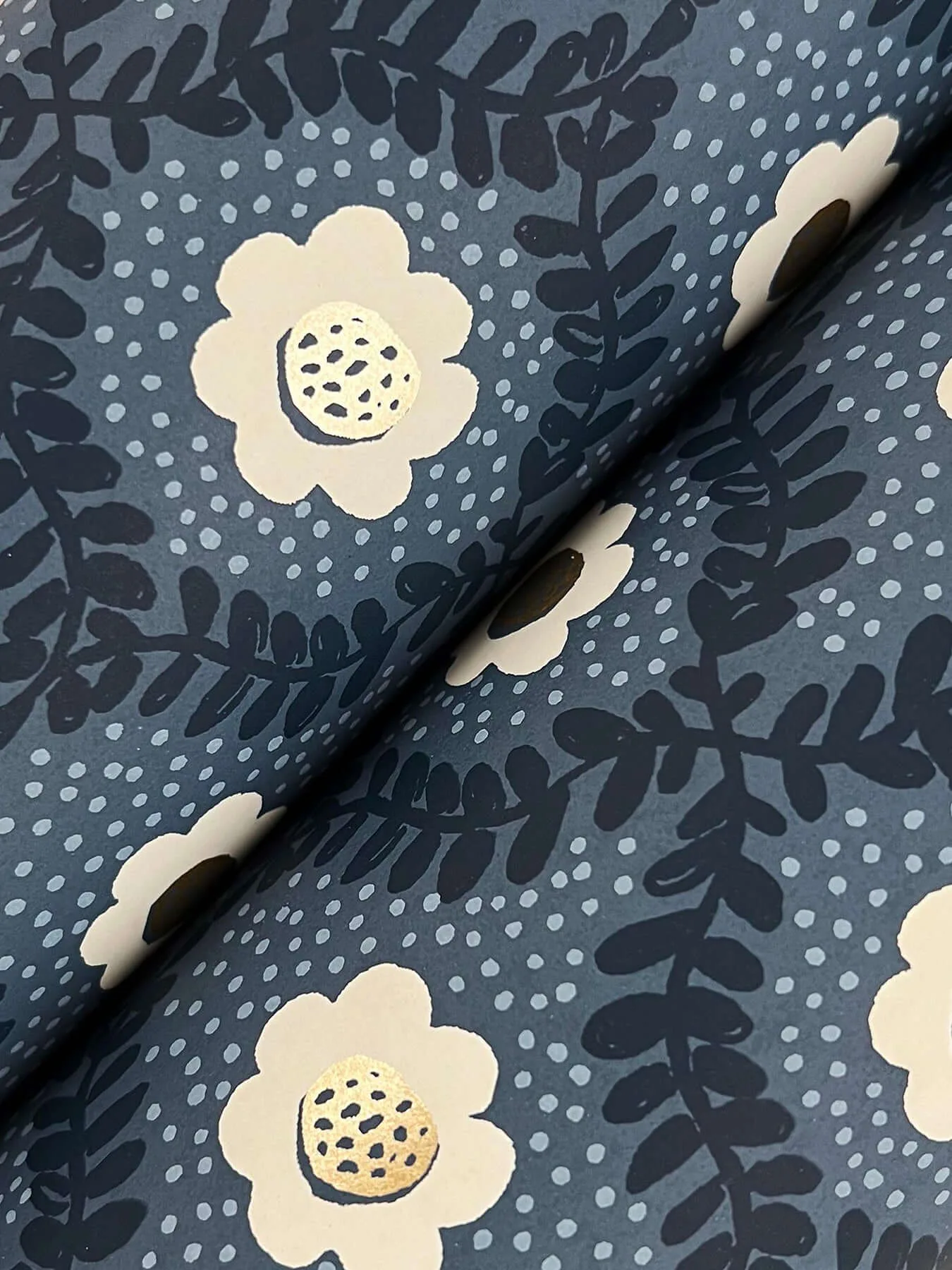 Rifle Paper Co. Emma - Navy Wallpaper | Buy Online Rifle Paper Co. Emma wallpaper, color Navy, SKU RF7441
