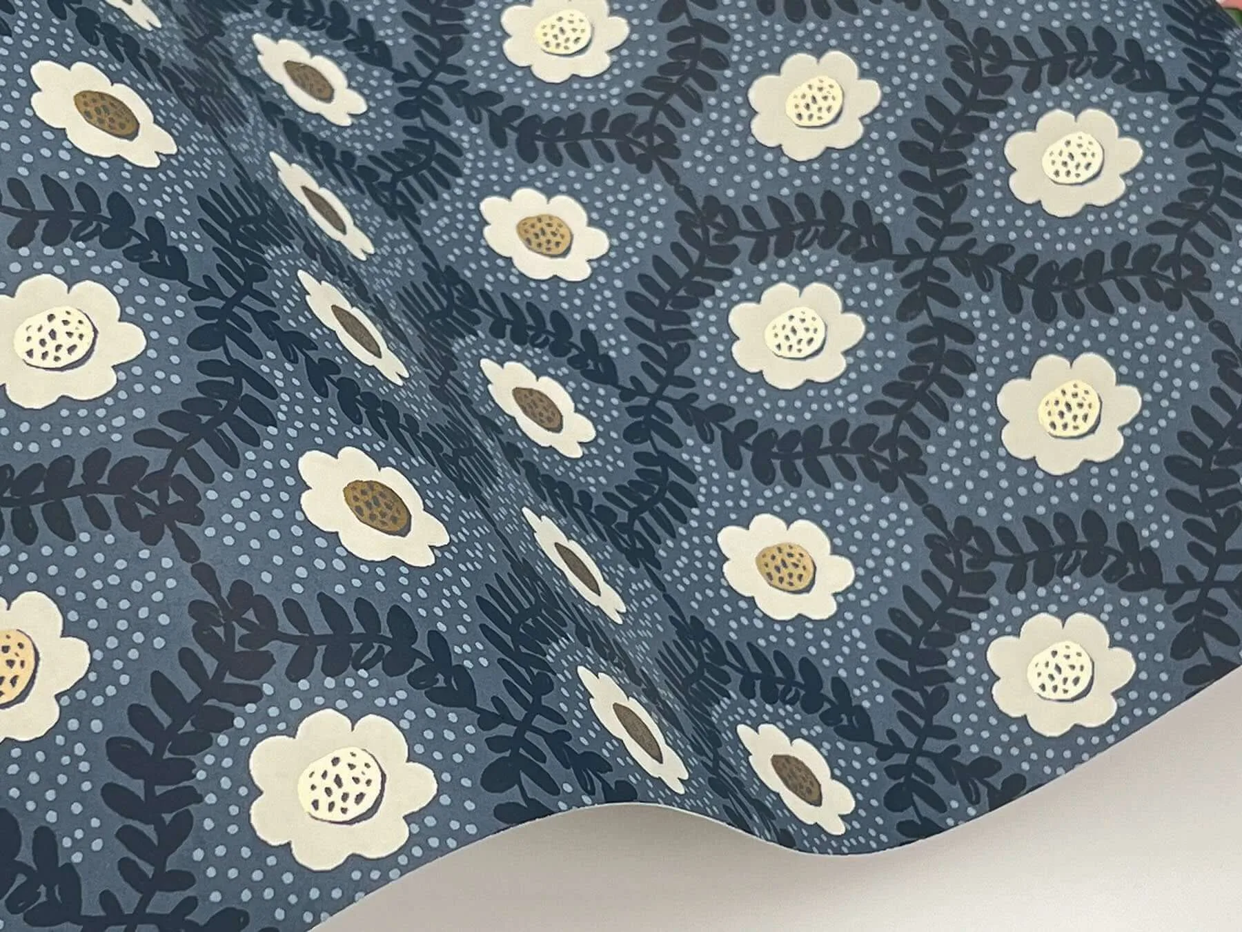Rifle Paper Co. Emma - Navy Wallpaper | Buy Online Rifle Paper Co. Emma wallpaper, color Navy, SKU RF7441
