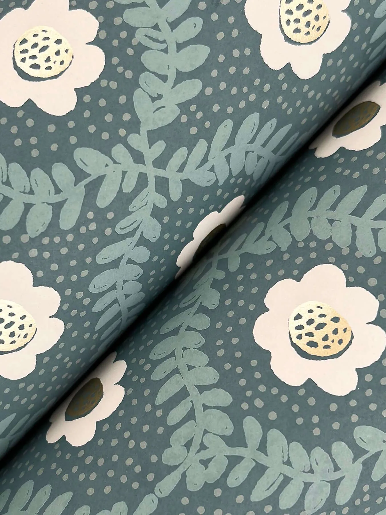 Rifle Paper Co. Emma wallpaper, color Slate, SKU RF7445