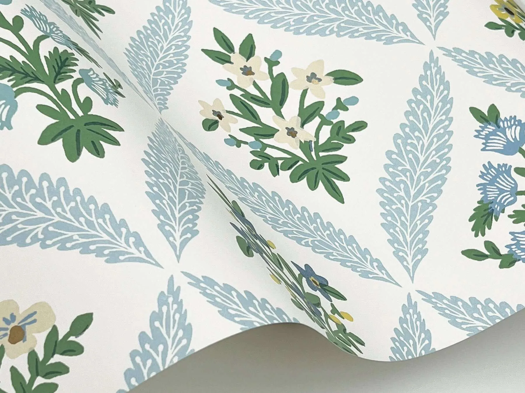 Rifle Paper Co. Estee Garden wallpaper, color Blue, SKU RF7514