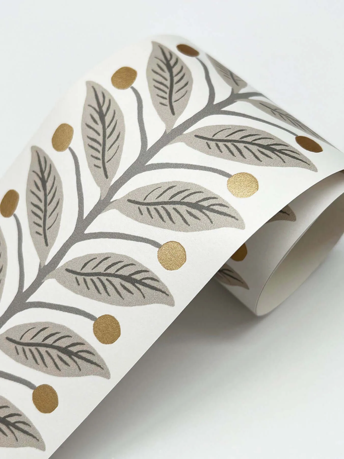 Rifle Paper Co. Garden - Linen Wallpaper | Buy Online Rifle Paper Co. Garden wallpaper, color Linen, SKU RF7532B