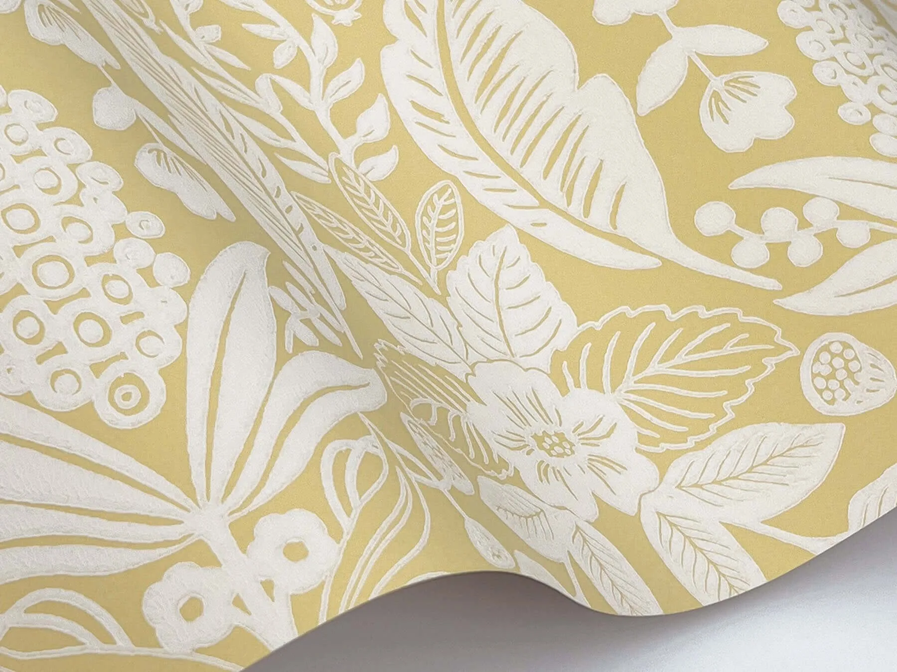 Rifle Paper Co. Pineapple Damask - Yellow Wallpaper | Buy Online Rifle Paper Co. Pineapple Damask wallpaper, color Yellow, SKU RF7481