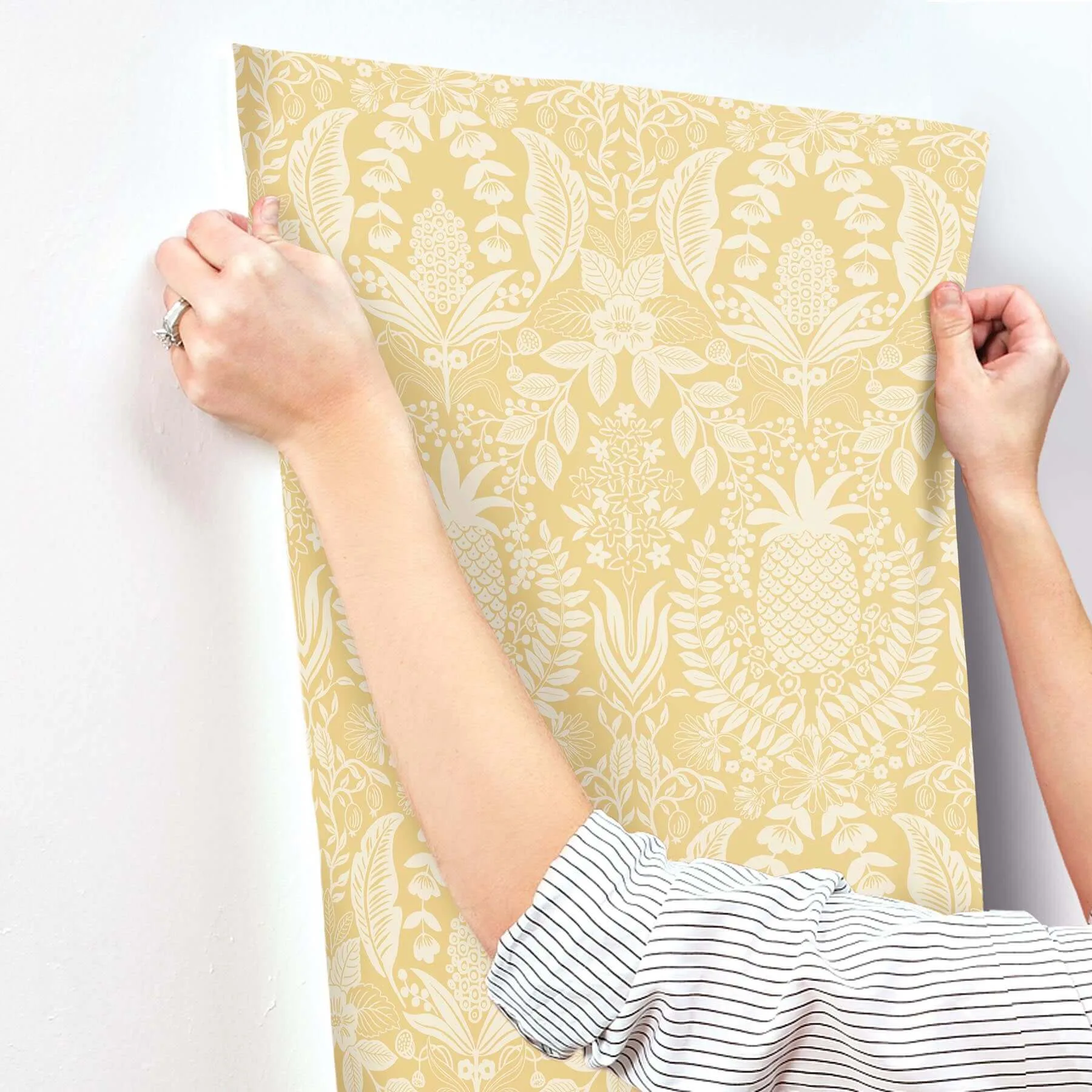 Rifle Paper Co. Pineapple Damask - Yellow Wallpaper | Buy Online Rifle Paper Co. Pineapple Damask wallpaper, color Yellow, SKU RF7481