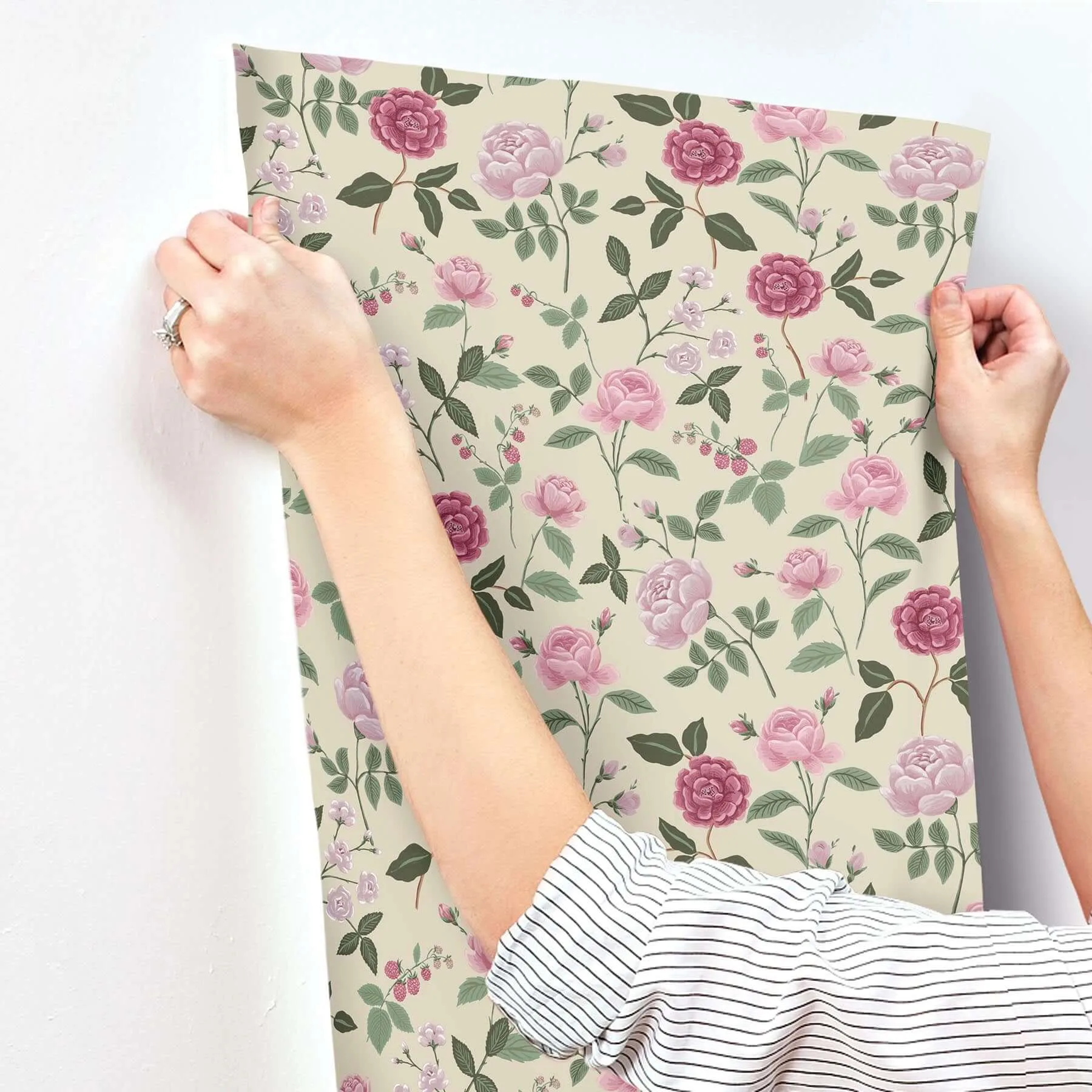 Rifle Paper Co. Roses - Linen Wallpaper | Buy Online Rifle Paper Co. Roses wallpaper, color Linen, SKU RF7541