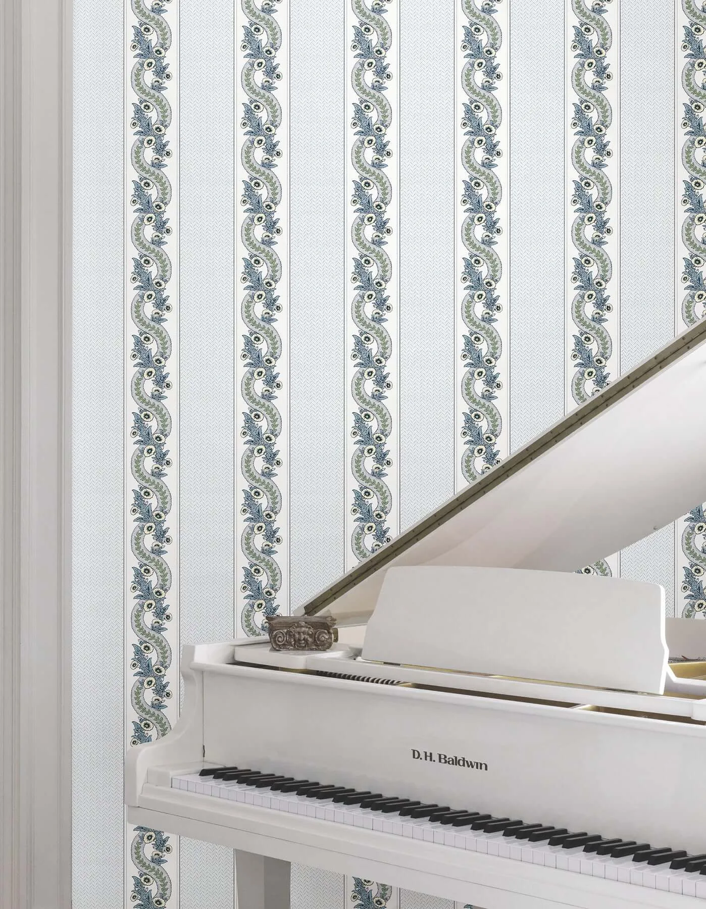 Ronald Redding Abbey's Garland - Aqua Wallpaper | Buy Online Ronald Redding Abbey's Garland wallpaper, color Aqua, SKU MX9692