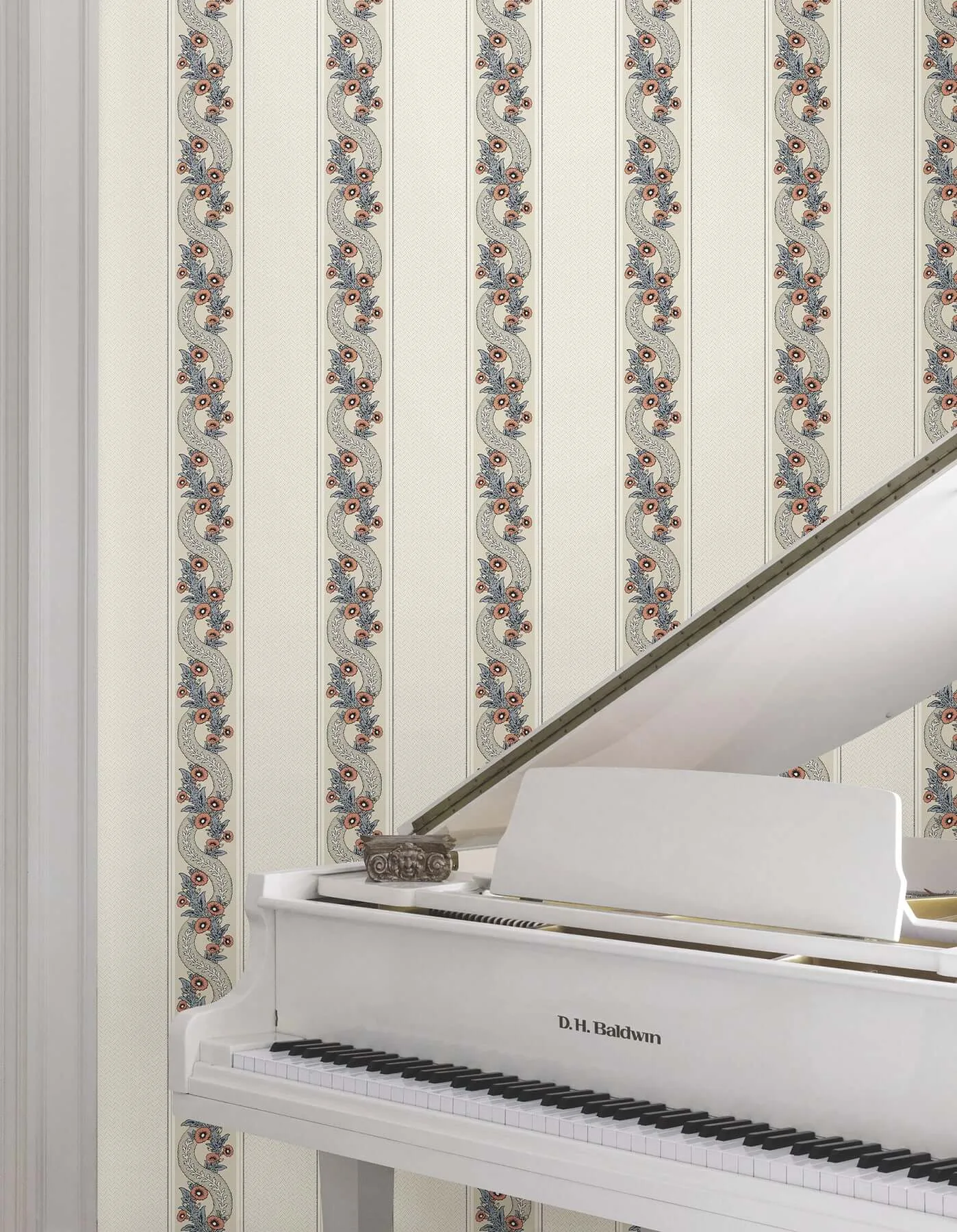 Ronald Redding Abbey's Garland - Coral Wallpaper | Buy Online Ronald Redding Abbey's Garland wallpaper, color Coral, SKU MX9696