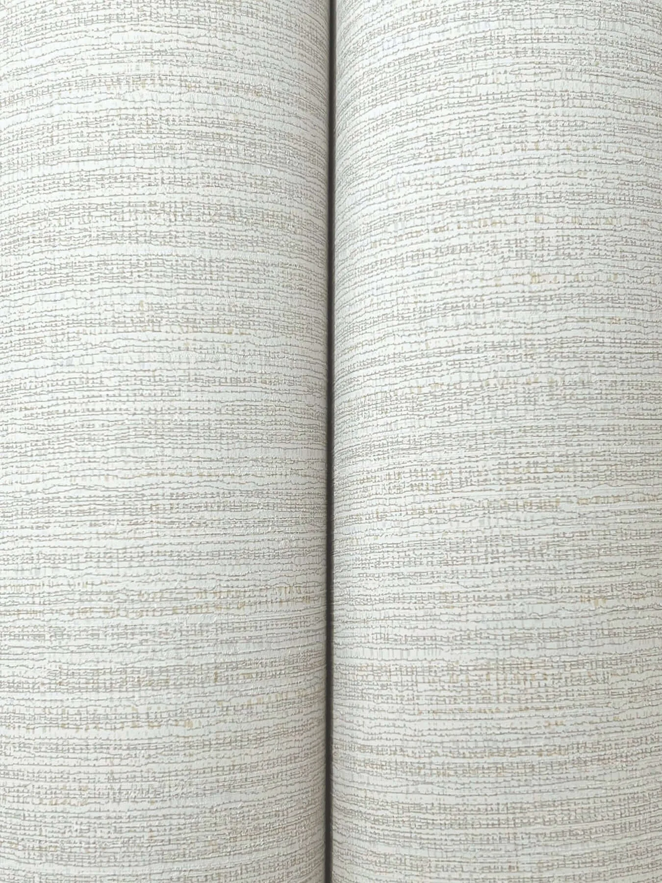 Ronald Redding Amyra Silk - White Wallpaper | Buy Online Ronald Redding Amyra Silk wallpaper, color White, SKU ZA8091N