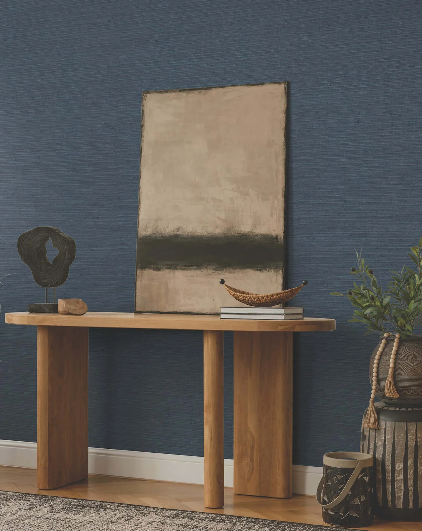 Ronald Redding Amyra Silk - Ink Wallpaper | Buy Online Ronald Redding Amyra Silk wallpaper, color Ink, SKU ZA8098N