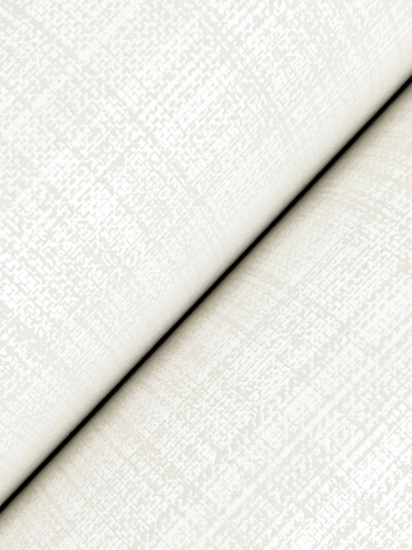 Ronald Redding Bordeaux - White Wallpaper | Buy Online Ronald Redding Bordeaux wallpaper, color White, SKU GT4507