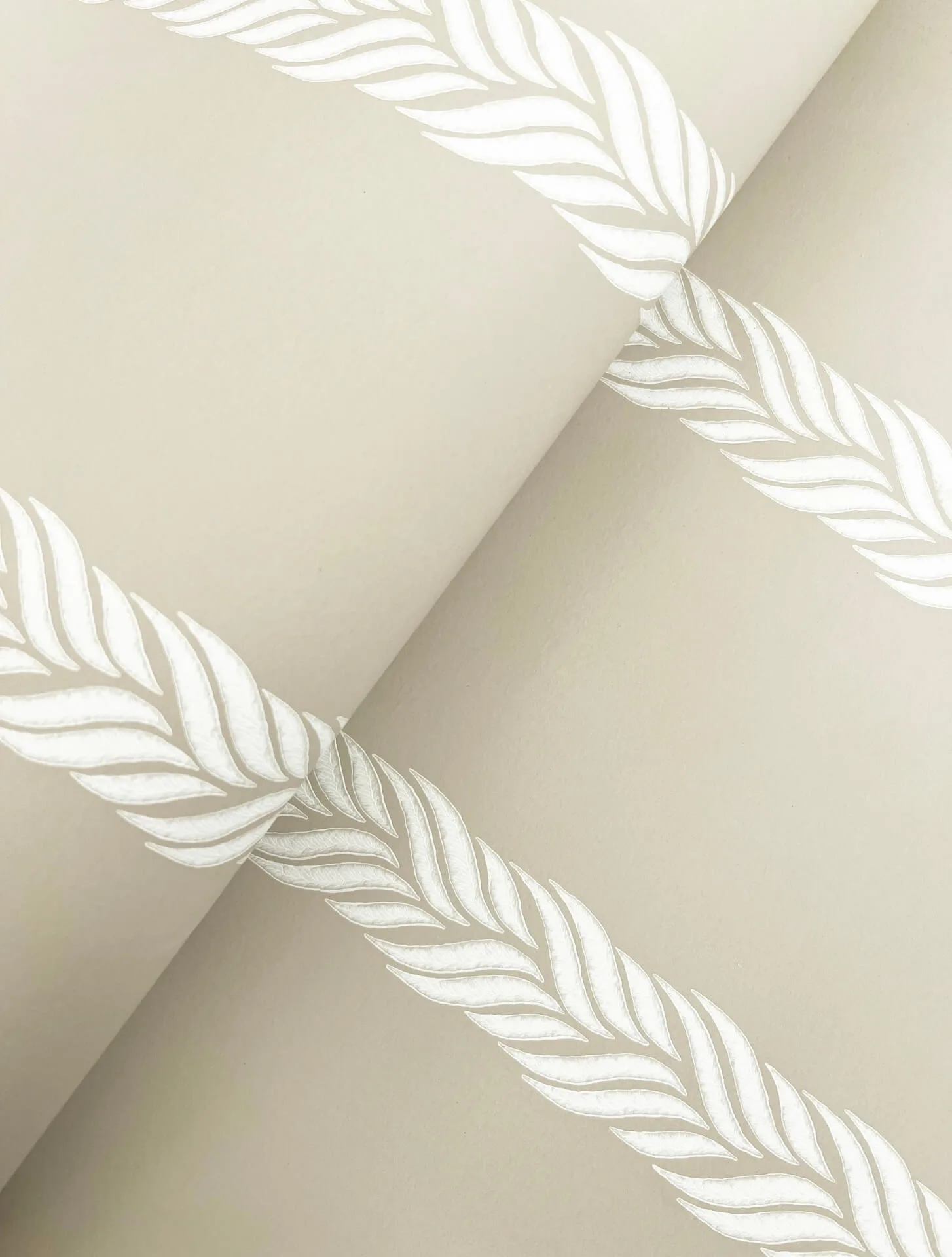 Ronald Redding Braided Stripe - Beige Wallpaper | Buy Online Ronald Redding Braided Stripe wallpaper, color Beige, SKU GT4544