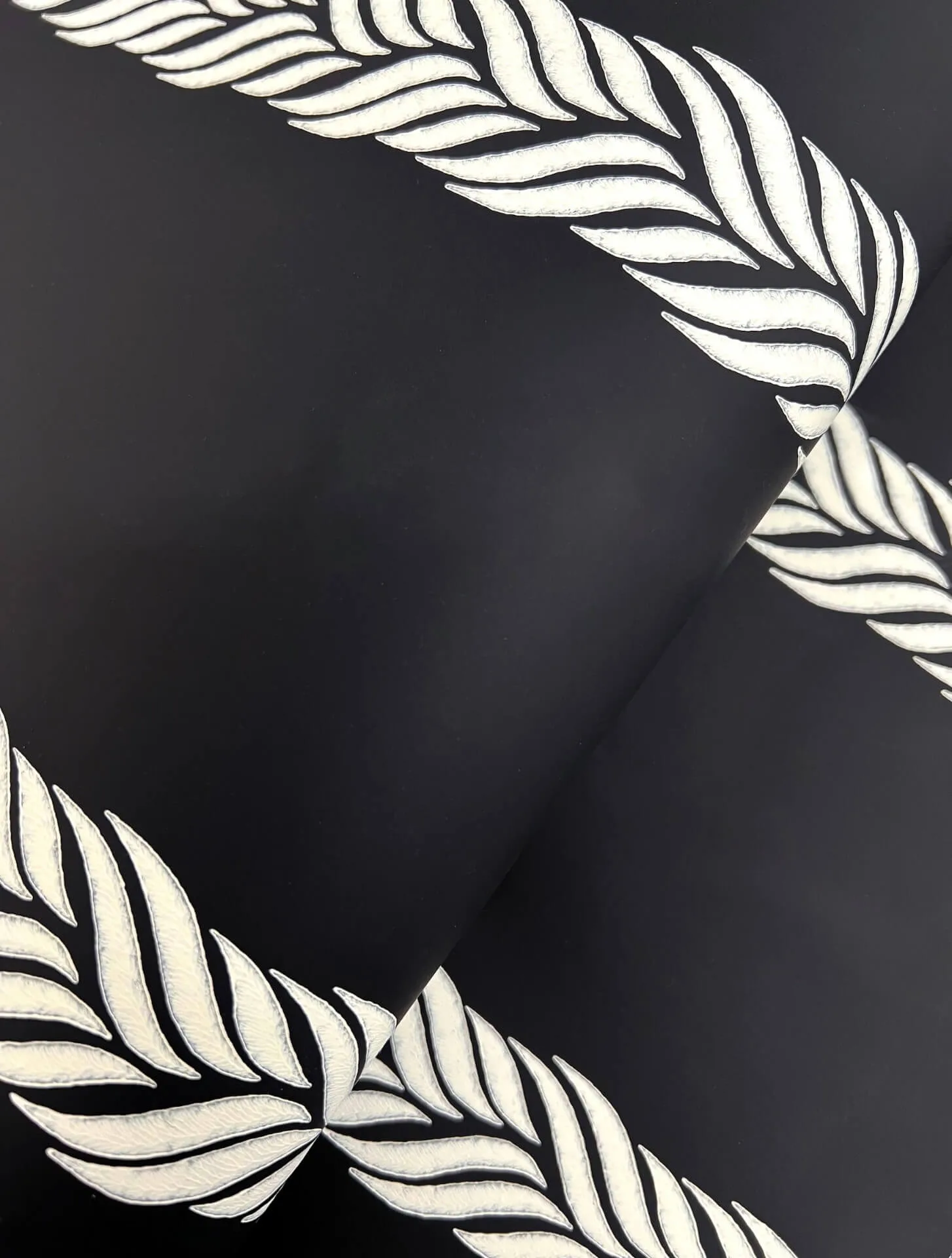 Ronald Redding Braided Stripe - Black Wallpaper | Buy Online Ronald Redding Braided Stripe wallpaper, color Black, SKU GT4542