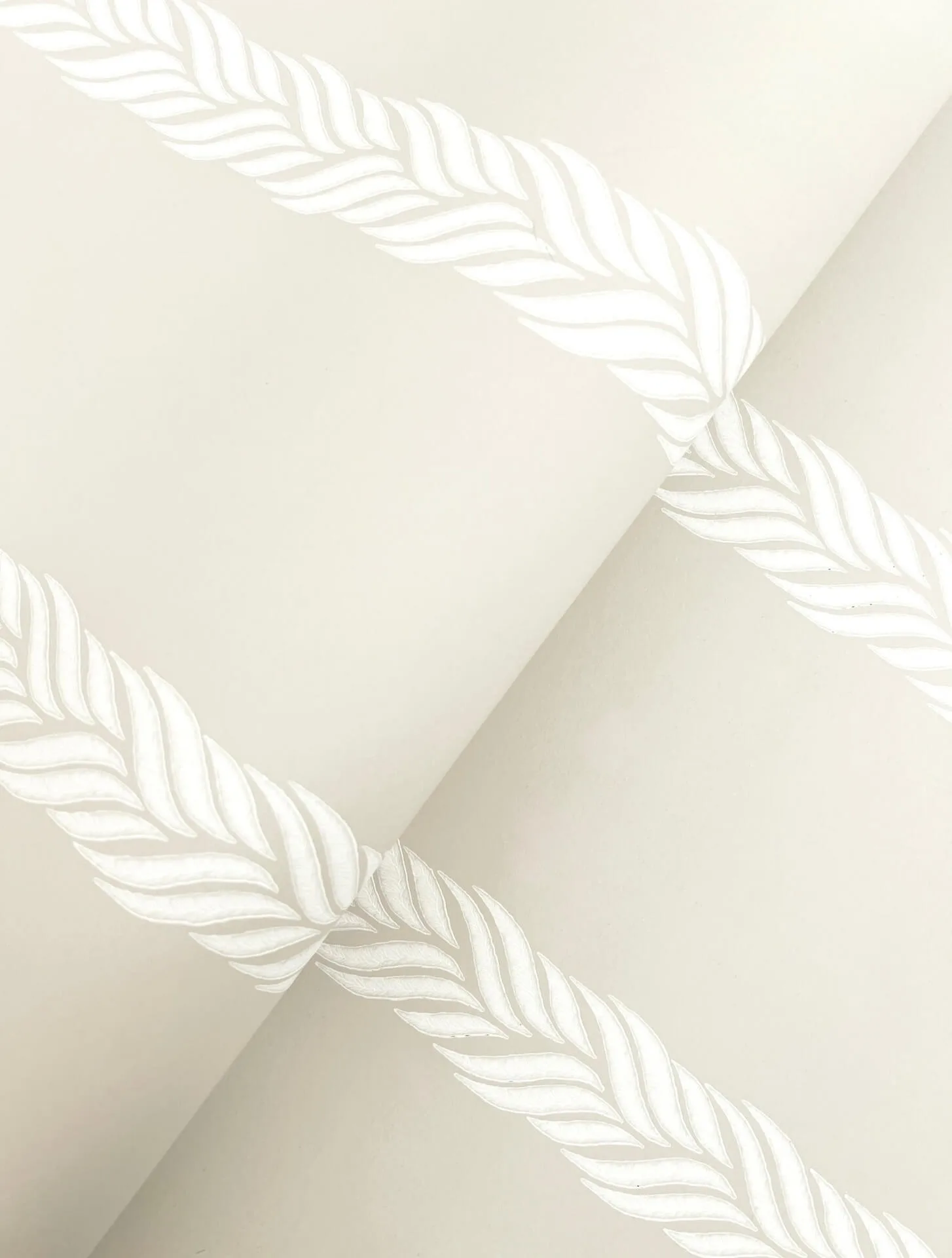 Ronald Redding Braided Stripe - Tan Wallpaper | Buy Online Ronald Redding Braided Stripe wallpaper, color Tan, SKU GT4545