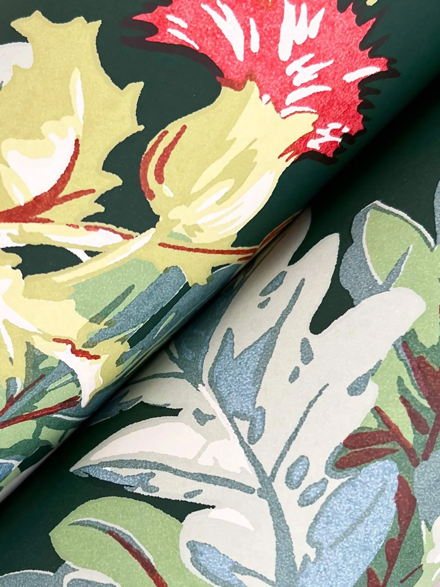 Ronald Redding Briarwood - Green Wallpaper | Buy Online Ronald Redding Briarwood wallpaper, color Green, SKU GT4525