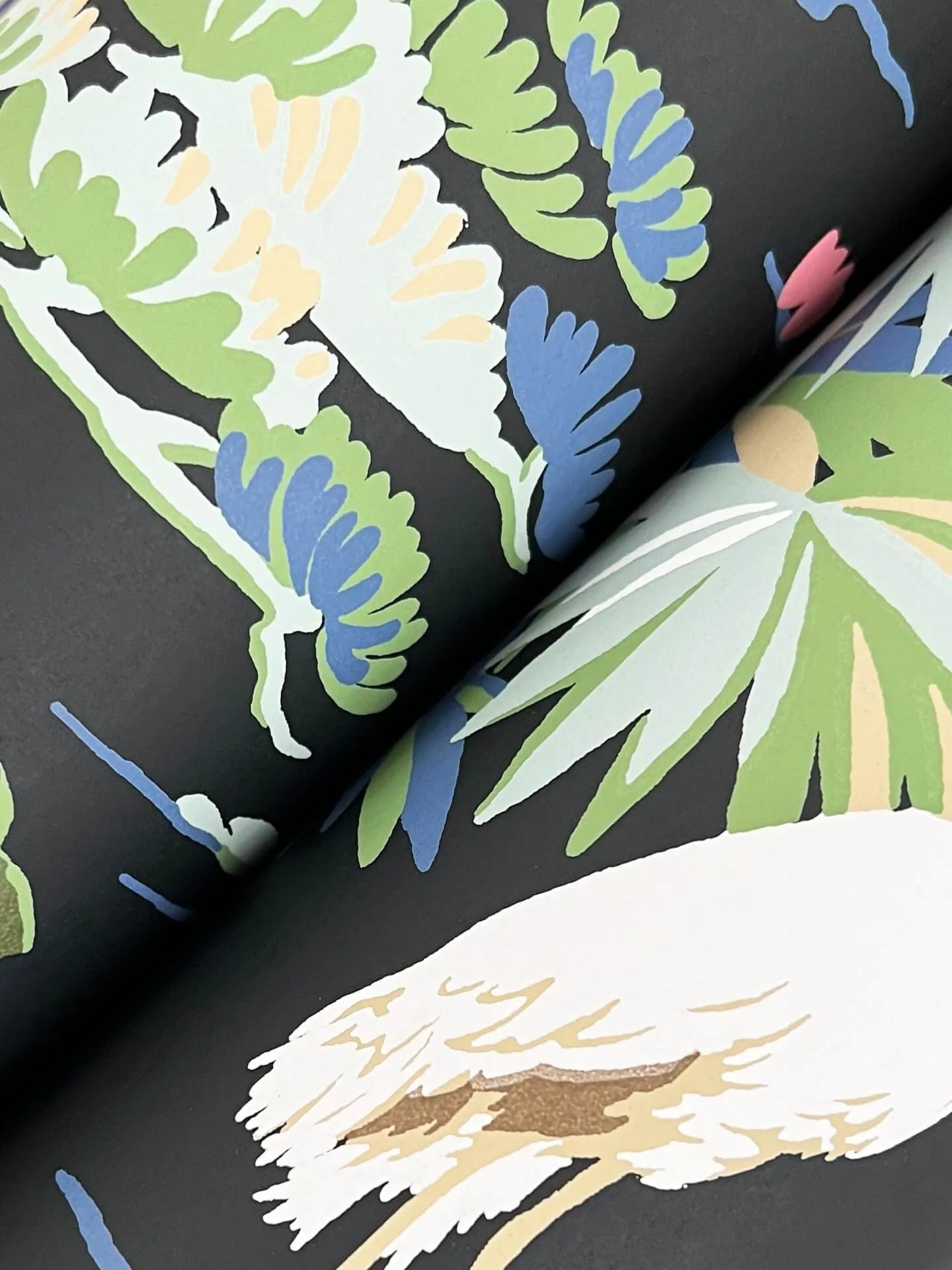 Ronald Redding Bridgewater - Black Wallpaper | Buy Online Ronald Redding Bridgewater wallpaper, color Black, SKU GT4535