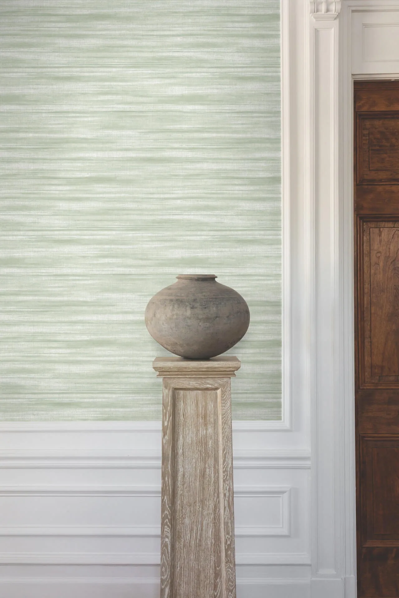 Ronald Redding Brushed Linen - Green Wallpaper | Buy Online Ronald Redding Brushed Linen wallpaper, color Green, SKU GT4561
