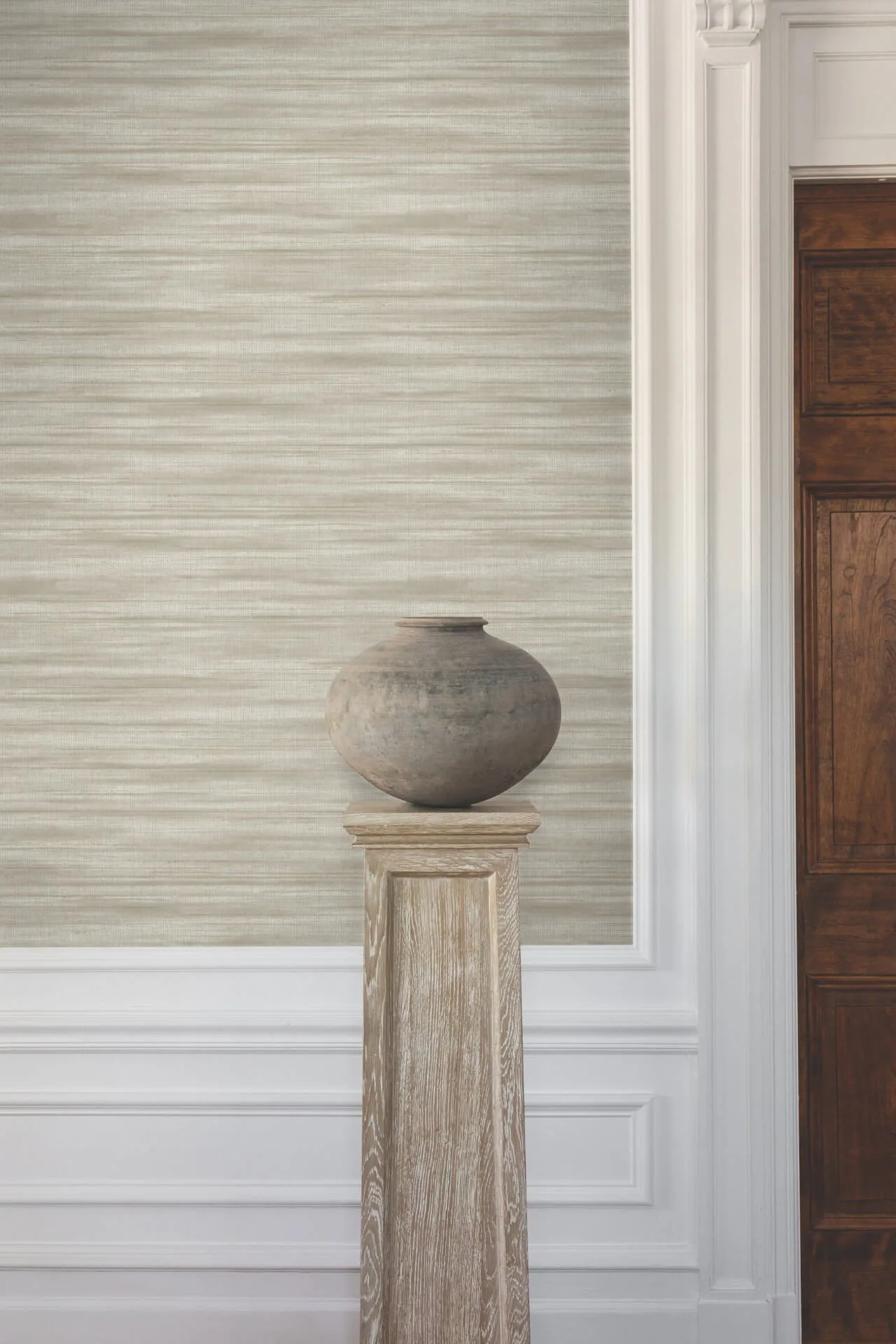 Ronald Redding Brushed Linen - Taupe Wallpaper | Buy Online Ronald Redding Brushed Linen wallpaper, color Taupe, SKU GT4566