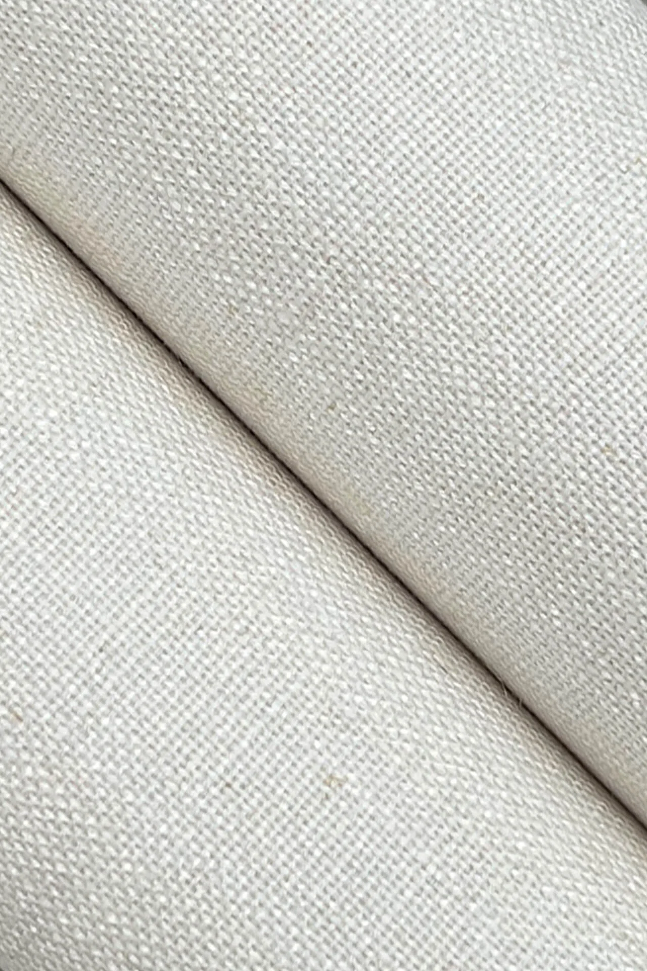 Ronald Redding Classic Linen - White Wallpaper | Buy Online Ronald Redding Classic Linen wallpaper, color White, SKU GV0228