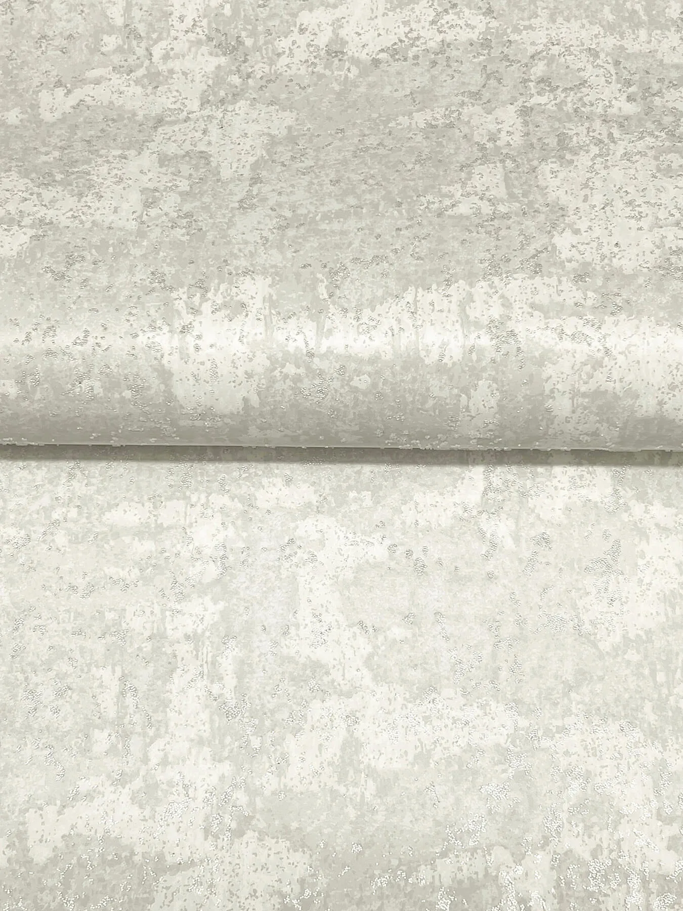 Ronald Redding Crystal Cloud - Dove Wallpaper | Buy Online Ronald Redding Crystal Cloud wallpaper, color Dove, SKU VR1541